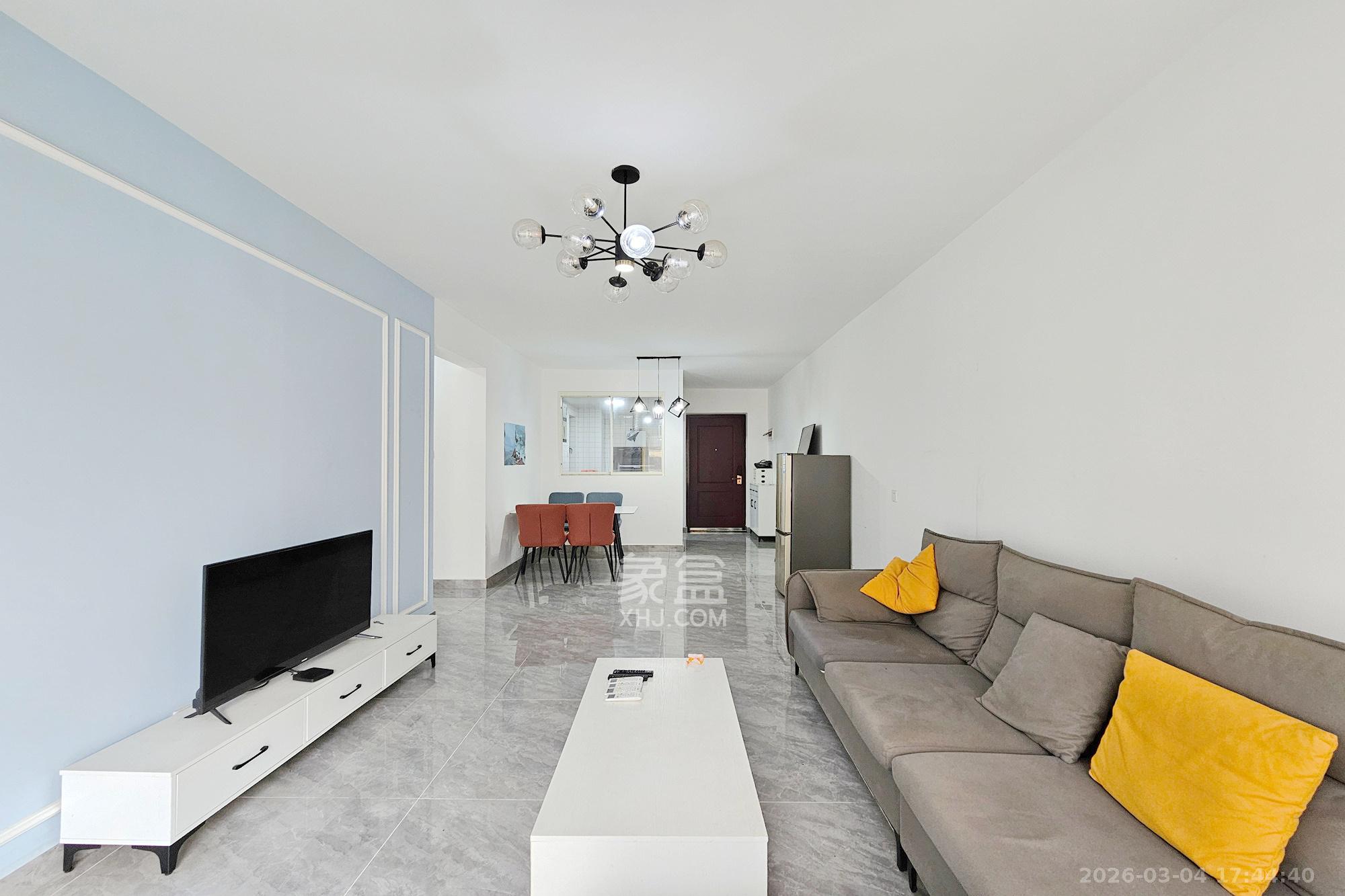 阳光城尚东湾蓝莓苑 3室2厅1卫 75.8万 阳光城尚东湾蓝莓苑 3室2厅1卫 75.8万其他