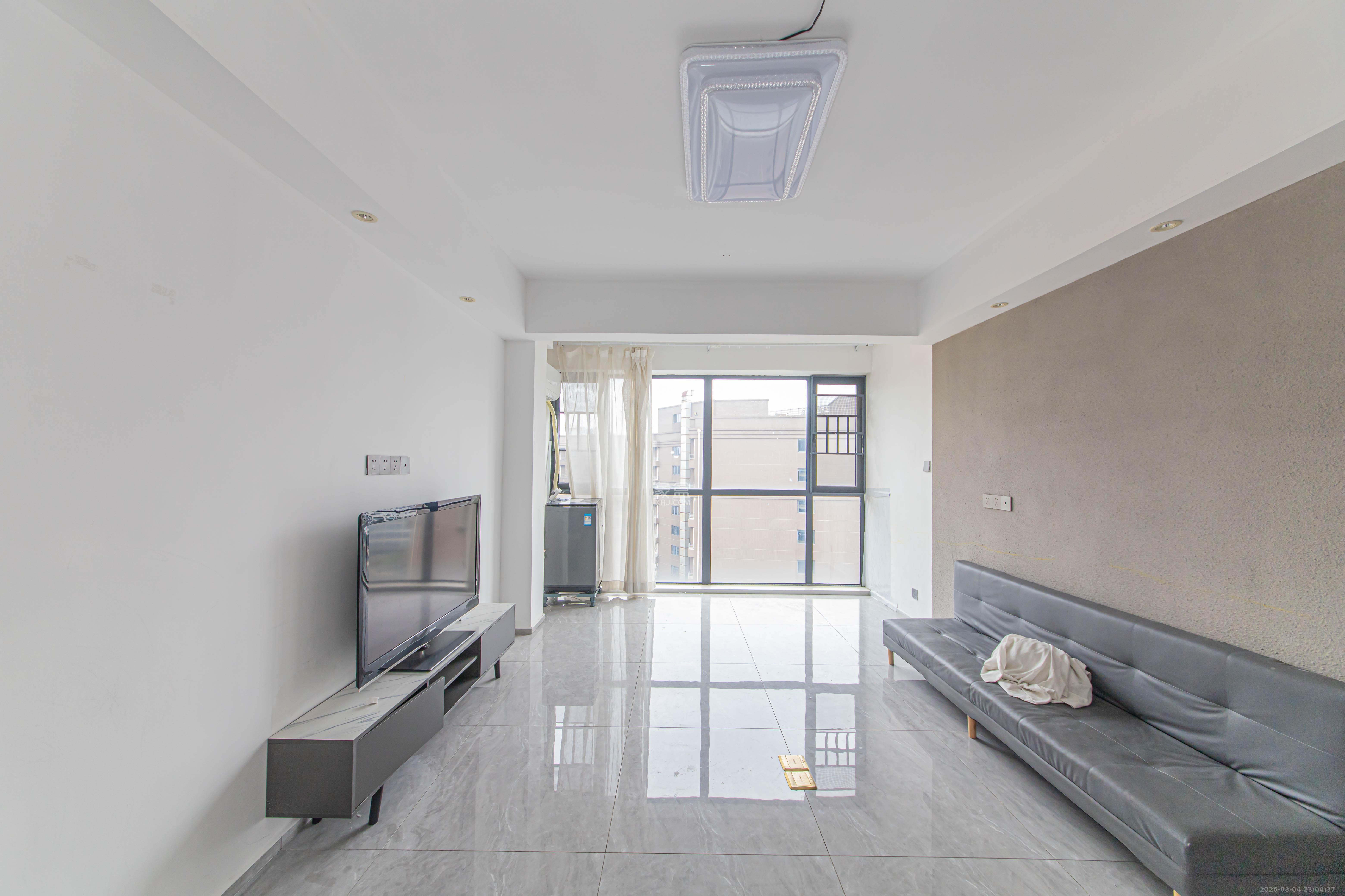 香芙嘉园（广铁湘府嘉园）  2室2厅1卫    58.0万