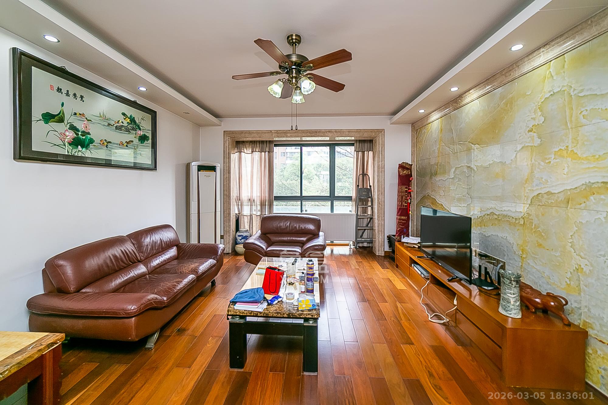 城市森林  3室2厅2卫    105.0万