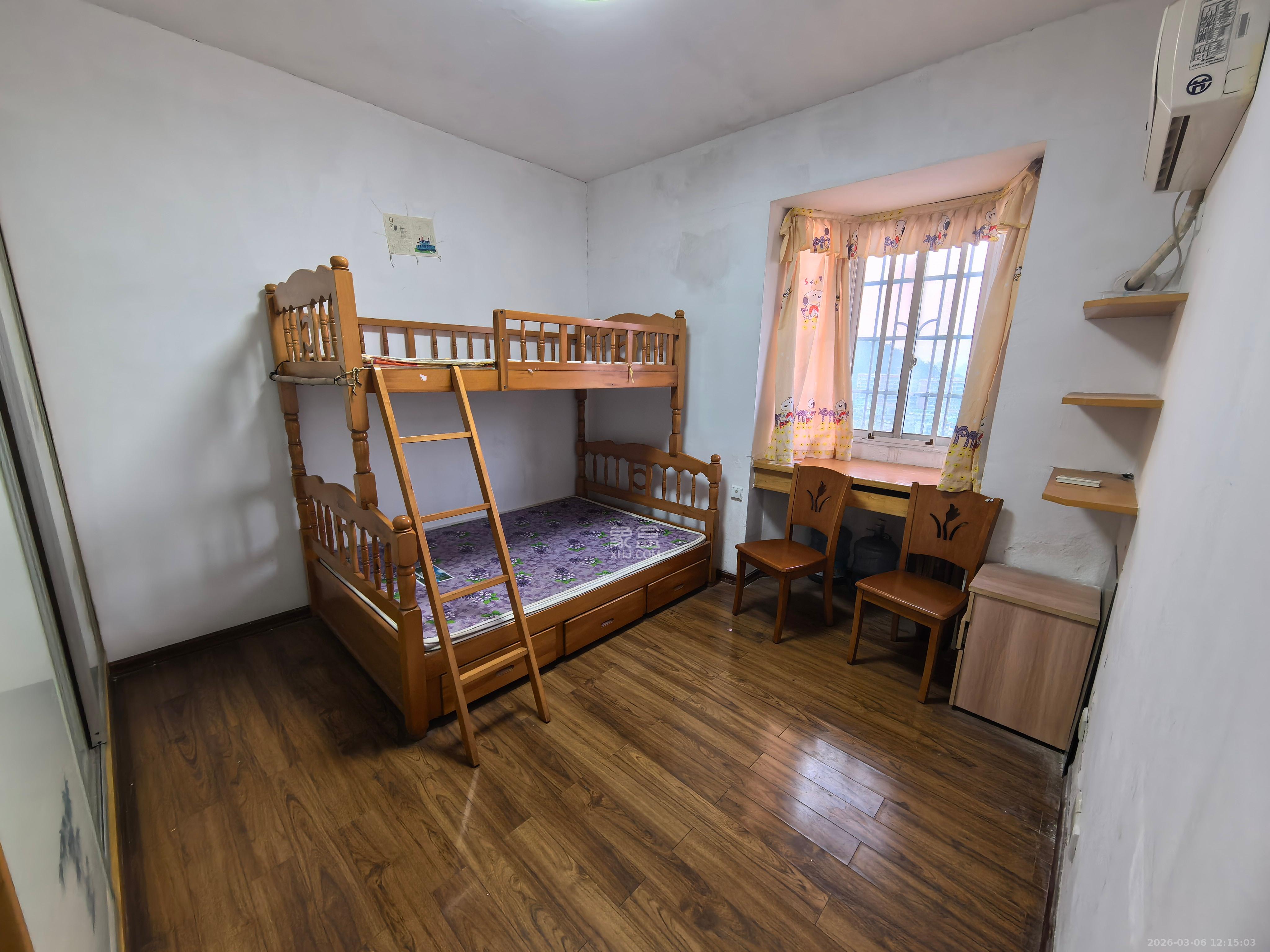 麓山才苑  2室2厅1卫    2500.0元/月