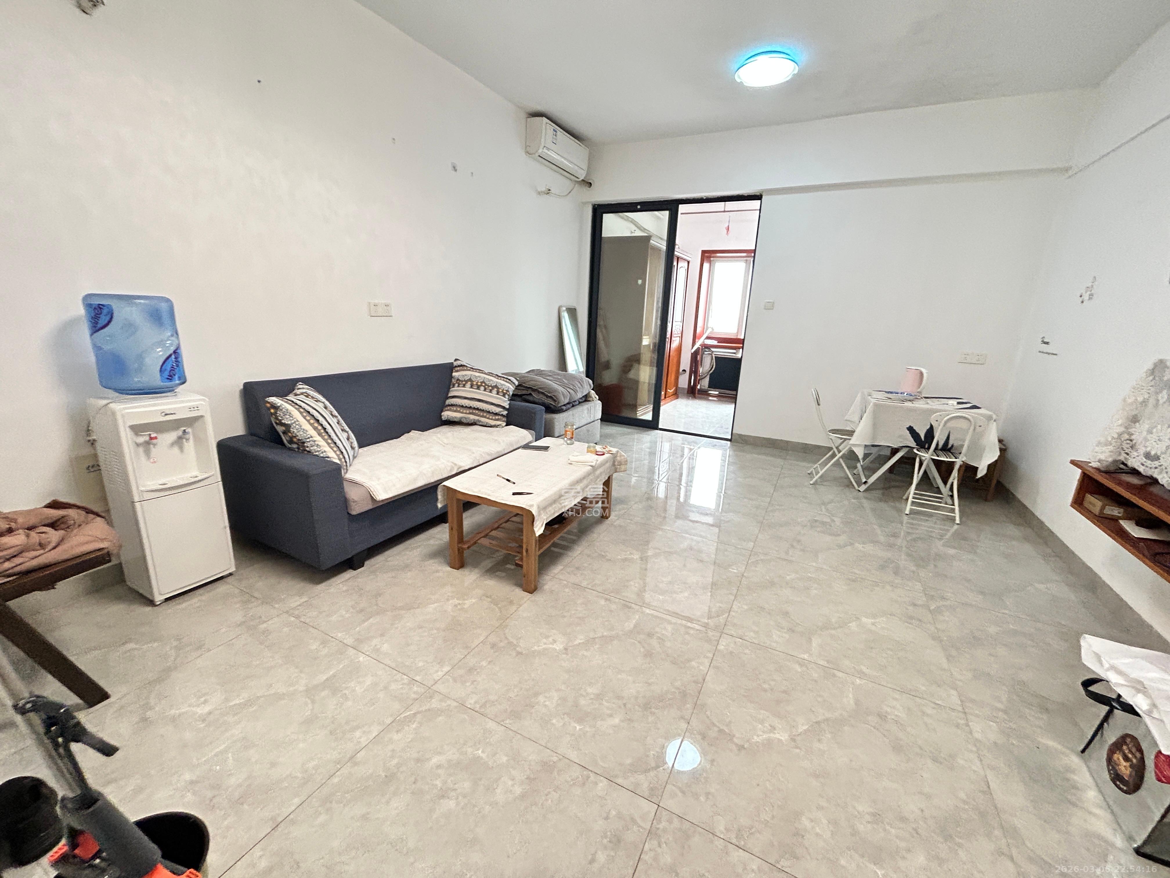 南庭城果   60.0㎡      1500.0元/月室内图