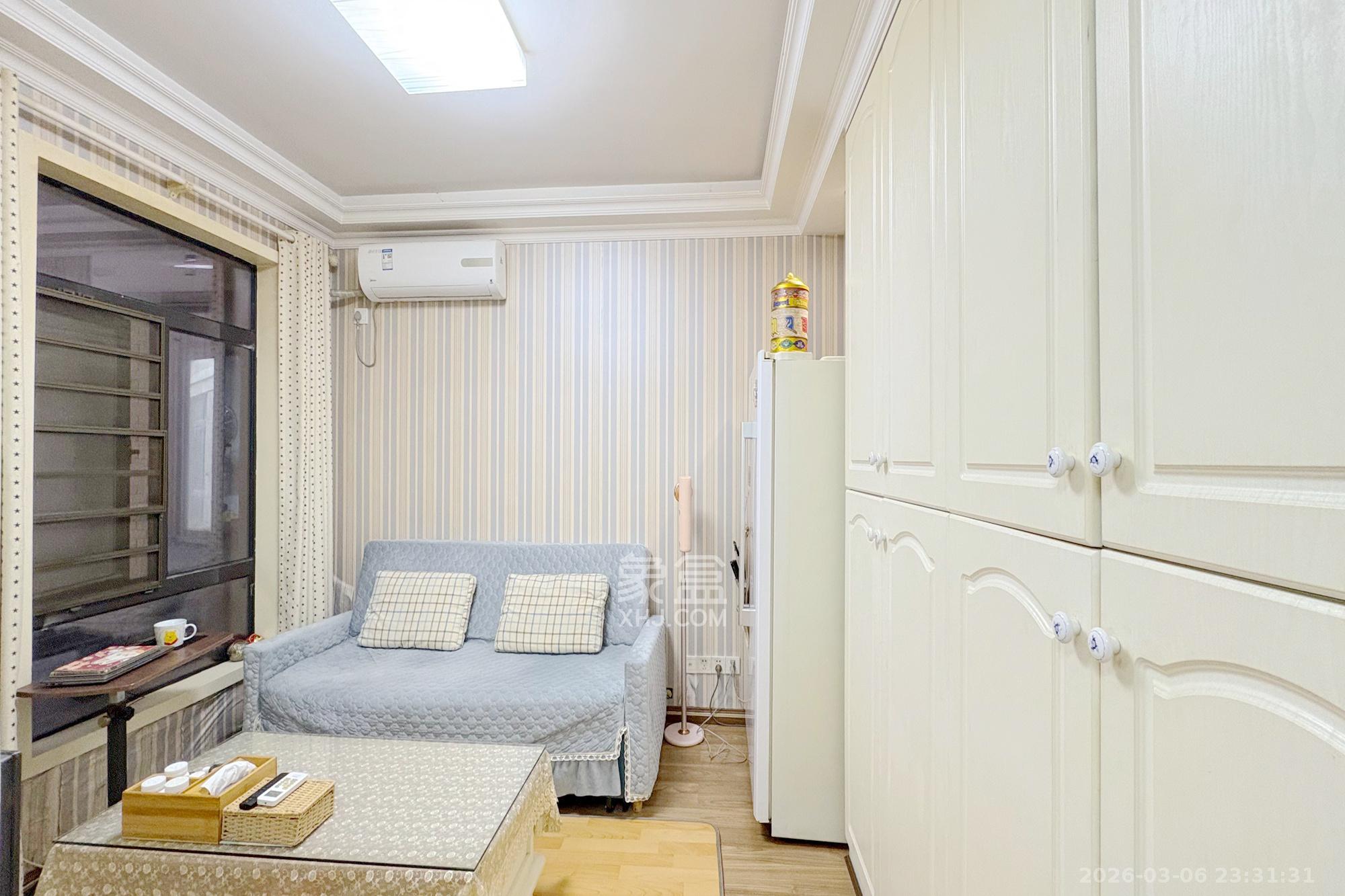 湘域城邦（湘域国际中心）  1室1厅1卫    69.8万