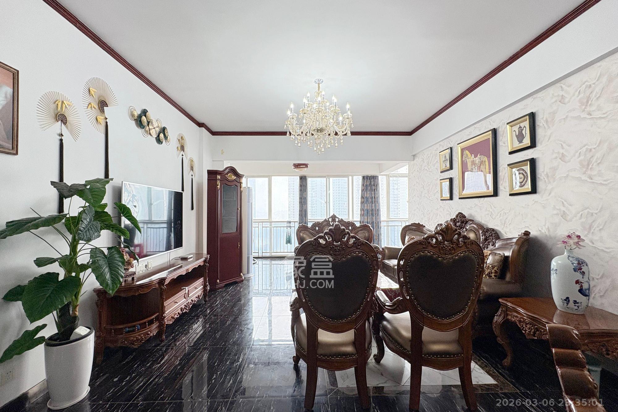 上城金都  4室2厅3卫    260.0万