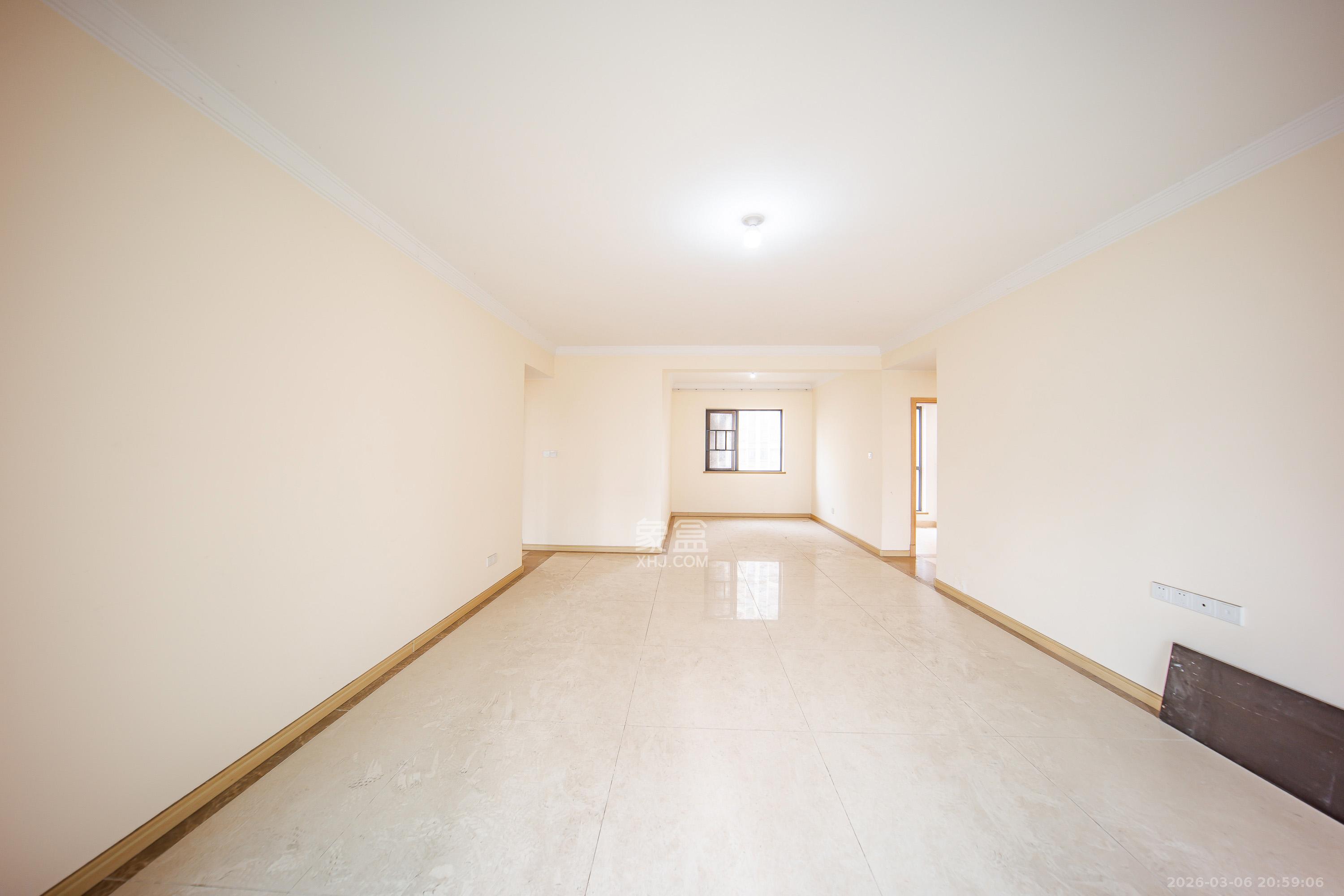 兰亭湾畔  4室2厅2卫    133.8万