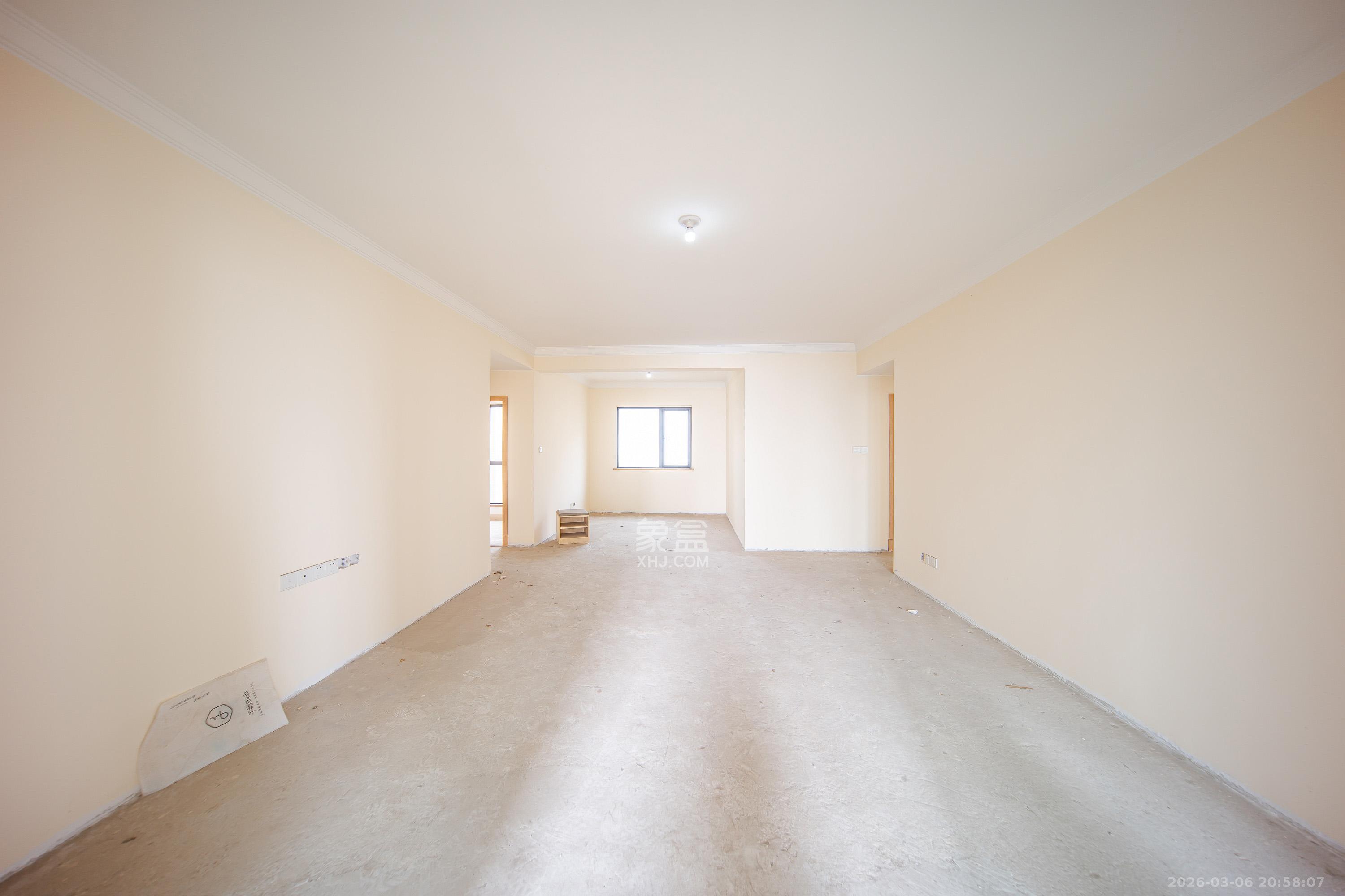 兰亭湾畔  4室2厅2卫    138.0万