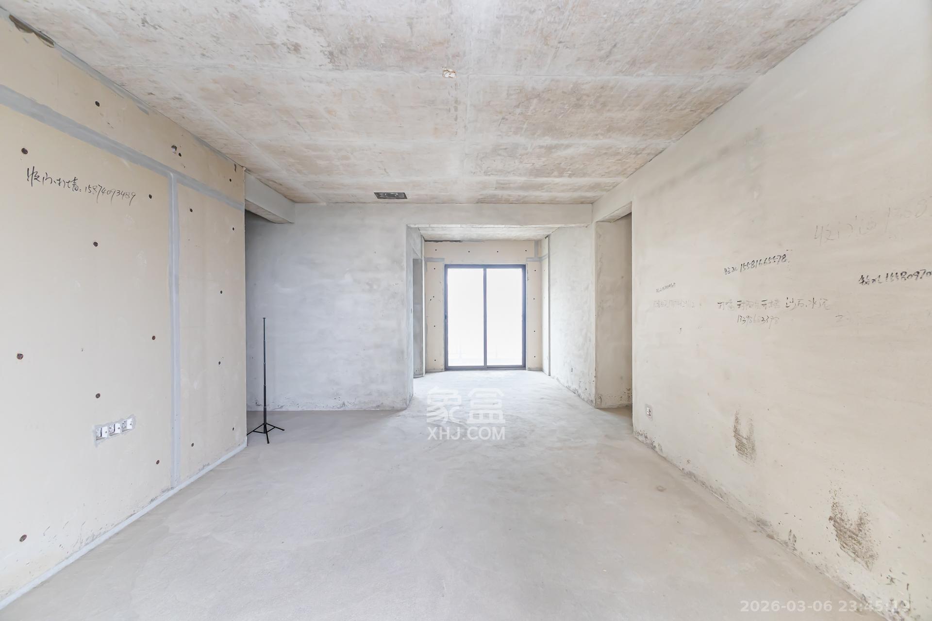 长燃润和天地（长润小区印湘江）  4室2厅2卫    125.0万