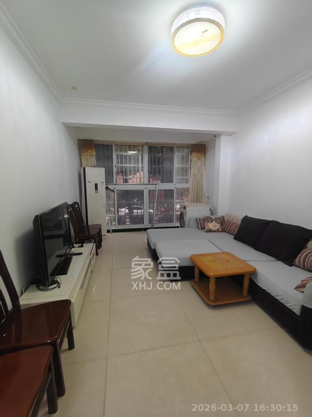 洋湖景园  2室1厅1卫    2000.0元/月