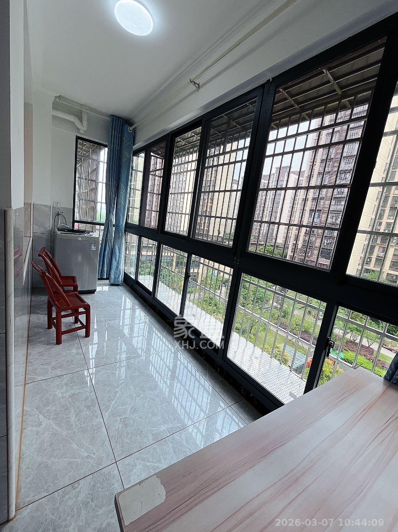 桥头家苑一期  1室0厅1卫    1200.0元/月