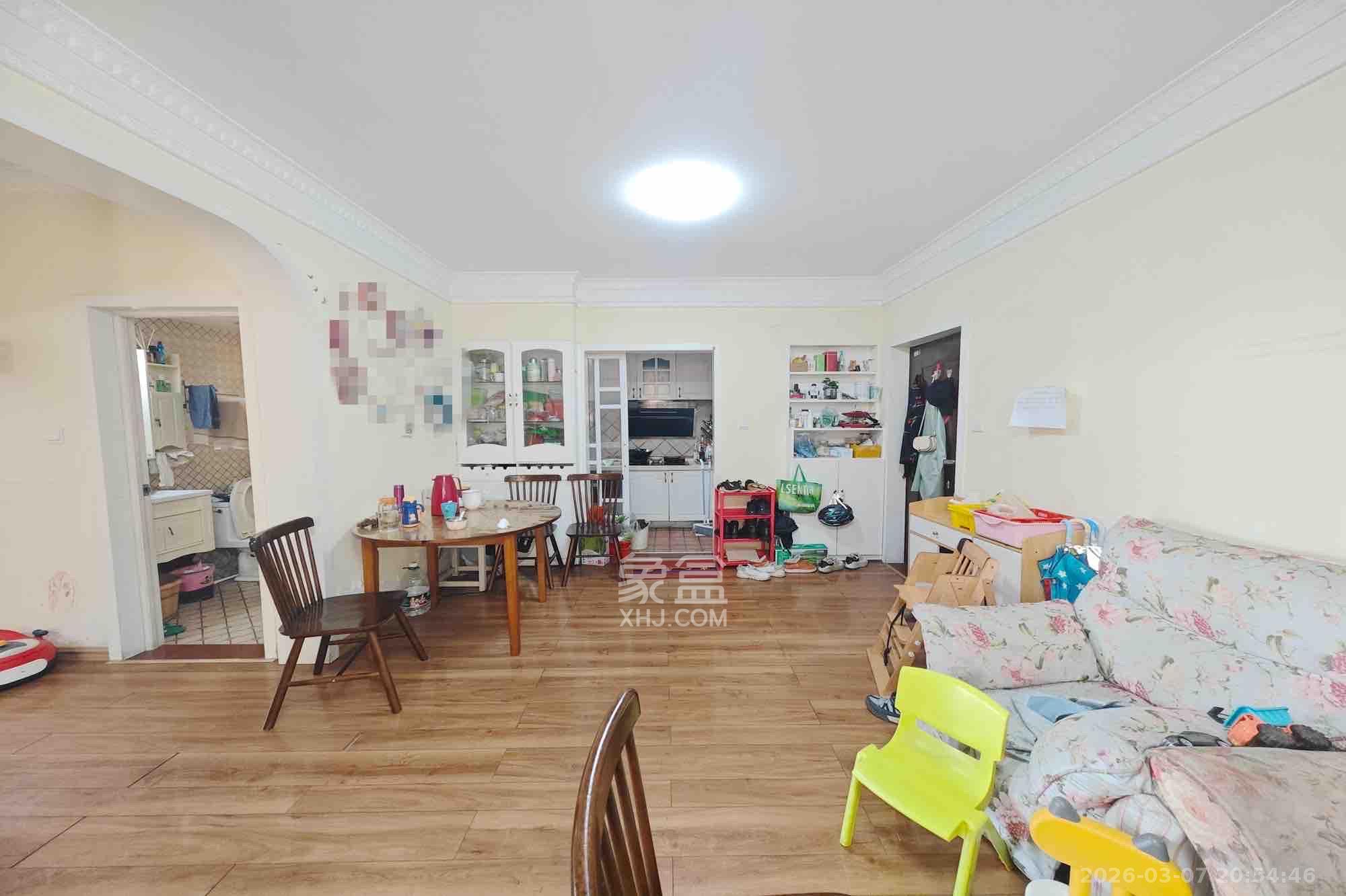 尊邸华庭  3室2厅1卫    2200.0元/月