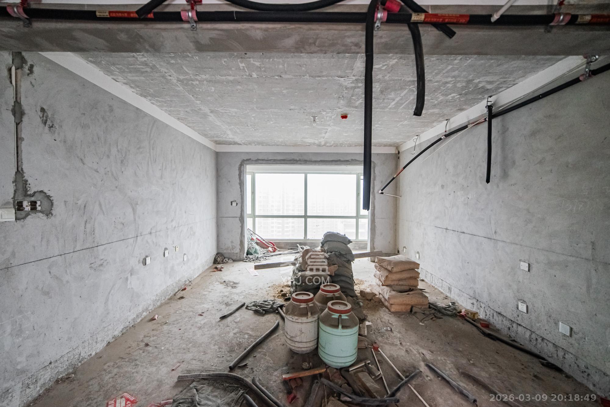 北辰三角洲E3区  4室2厅2卫    217.0万