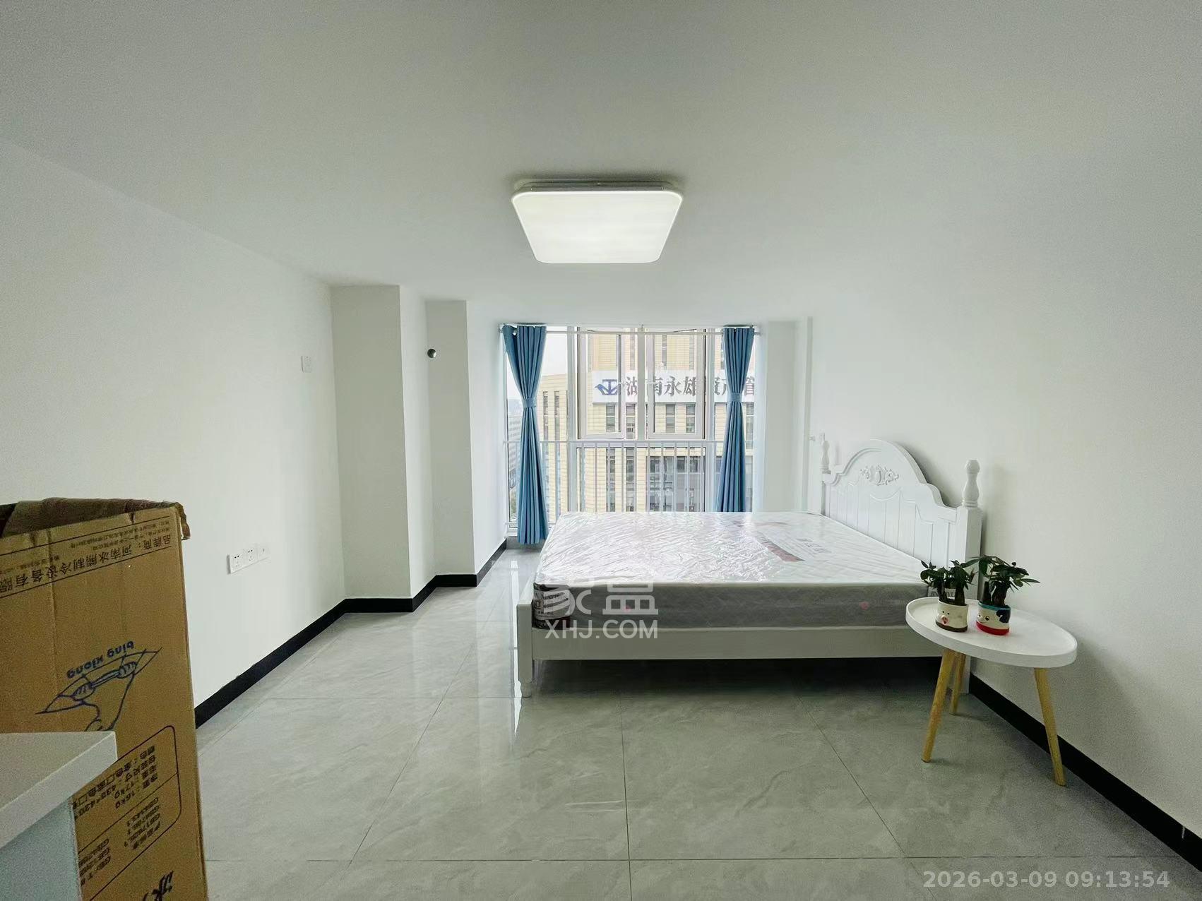 金地中交麓谷香颂(金地中交雅苑)  1室1厅1卫    1300.0元/月