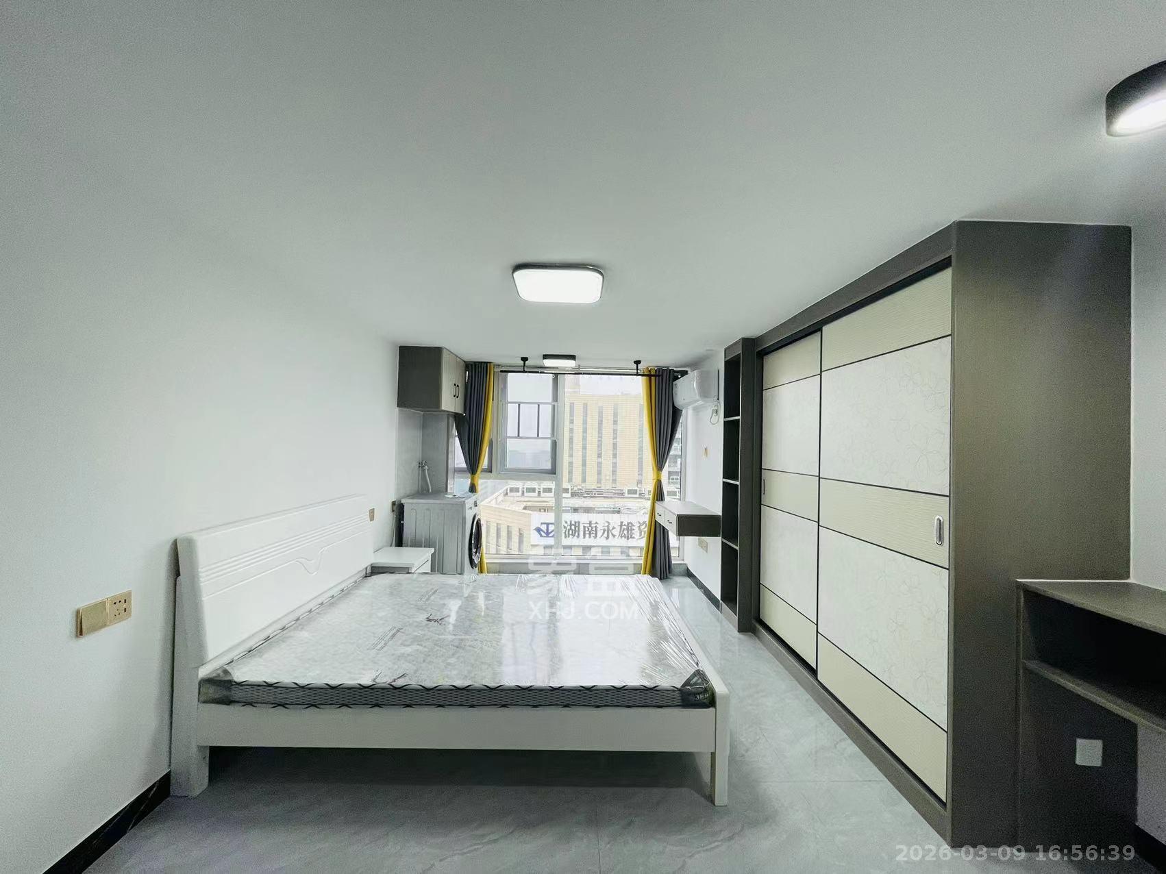 金地中交麓谷香颂(金地中交雅苑)  1室1厅1卫    1300.0元/月