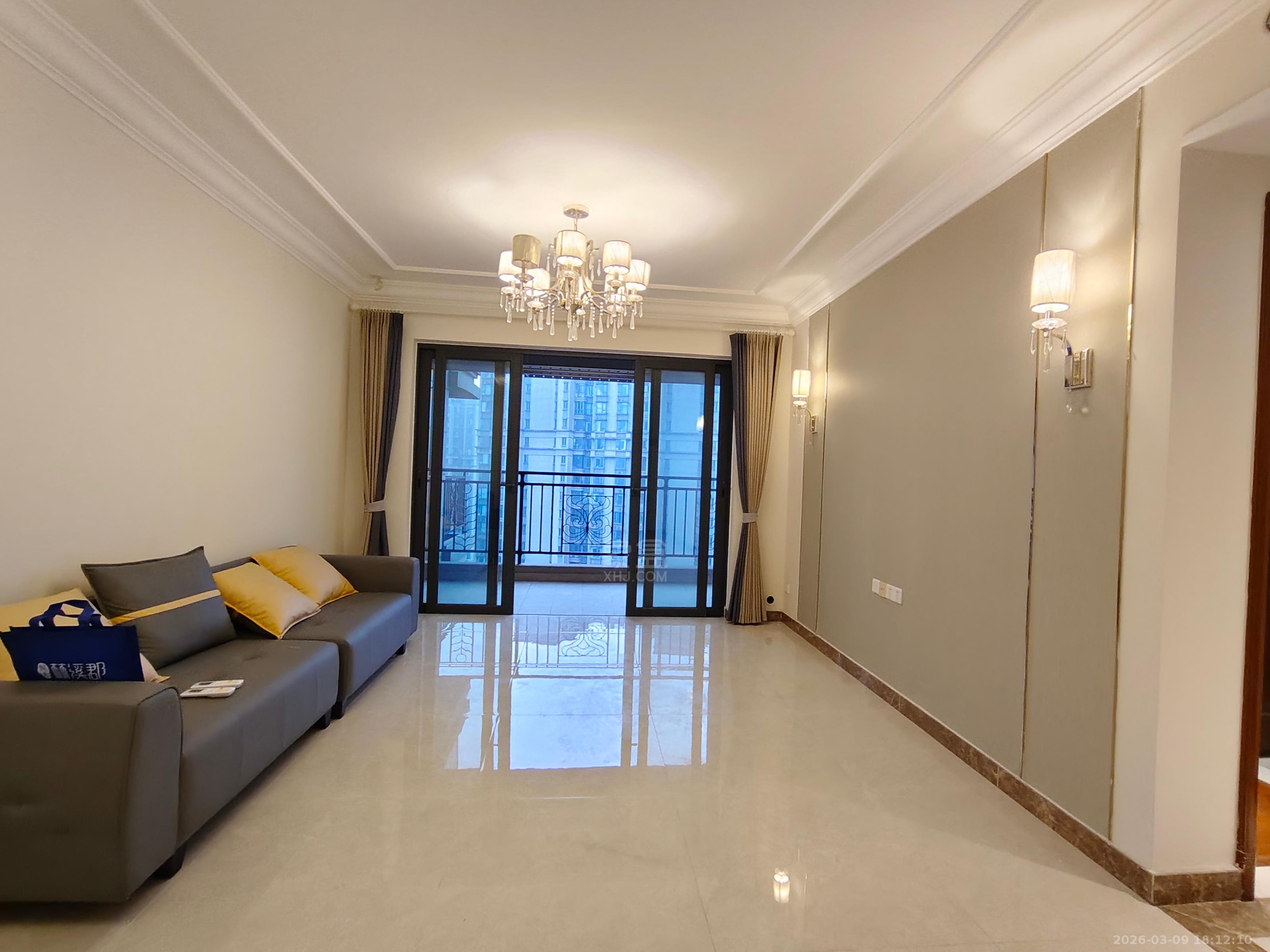 恒大林溪郡  3室2厅2卫    1880.0元/月