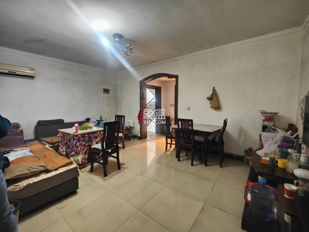 铁路小区  3室2厅1卫    27.0万