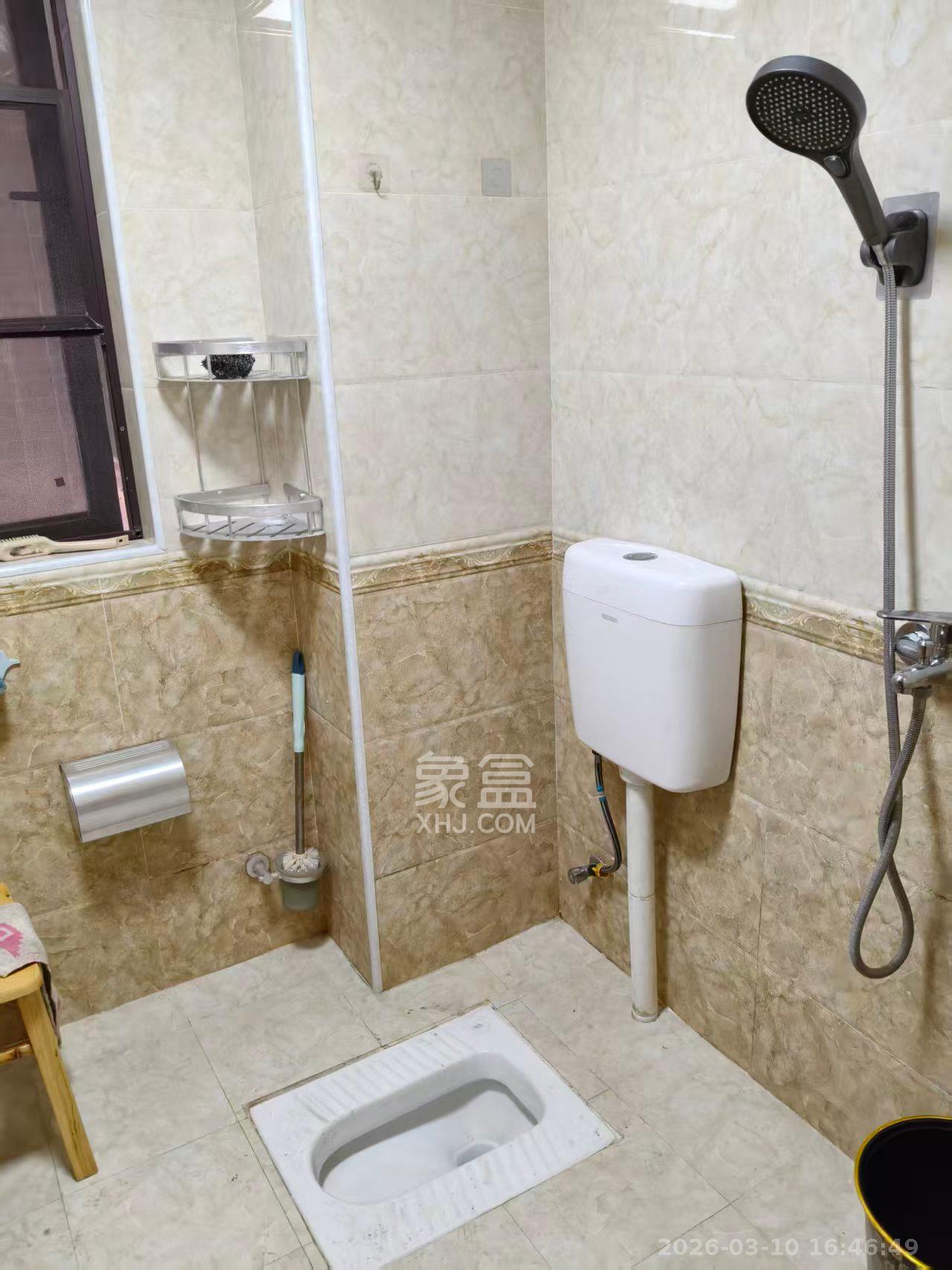 中冶中央公园  3室2厅1卫    2500.0元/月室内图