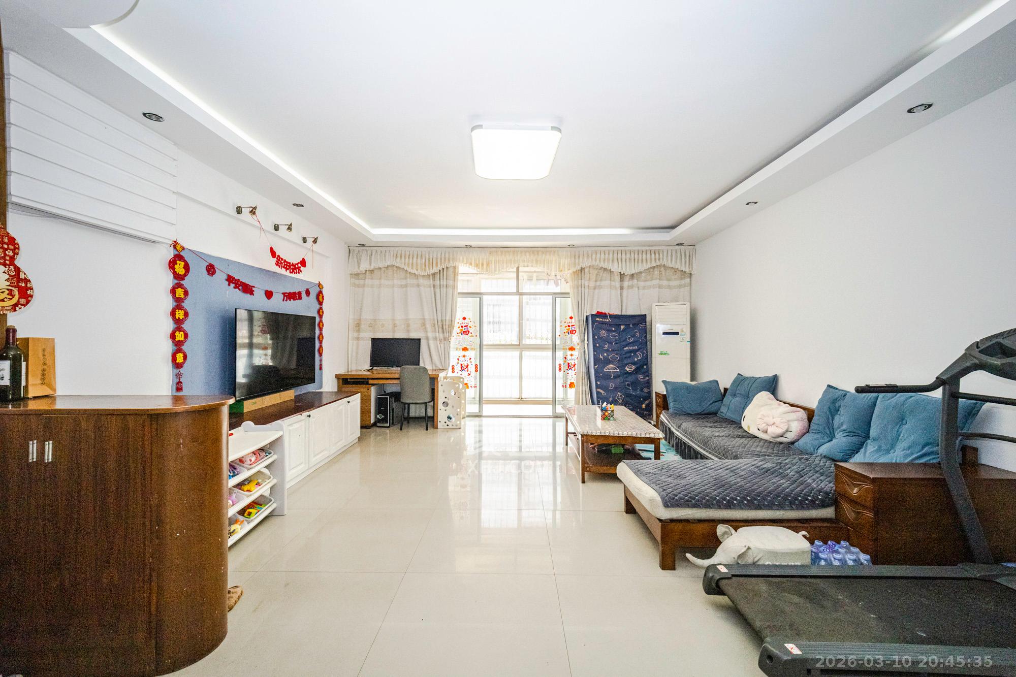 湘绣城  3室2厅2卫    48.8万