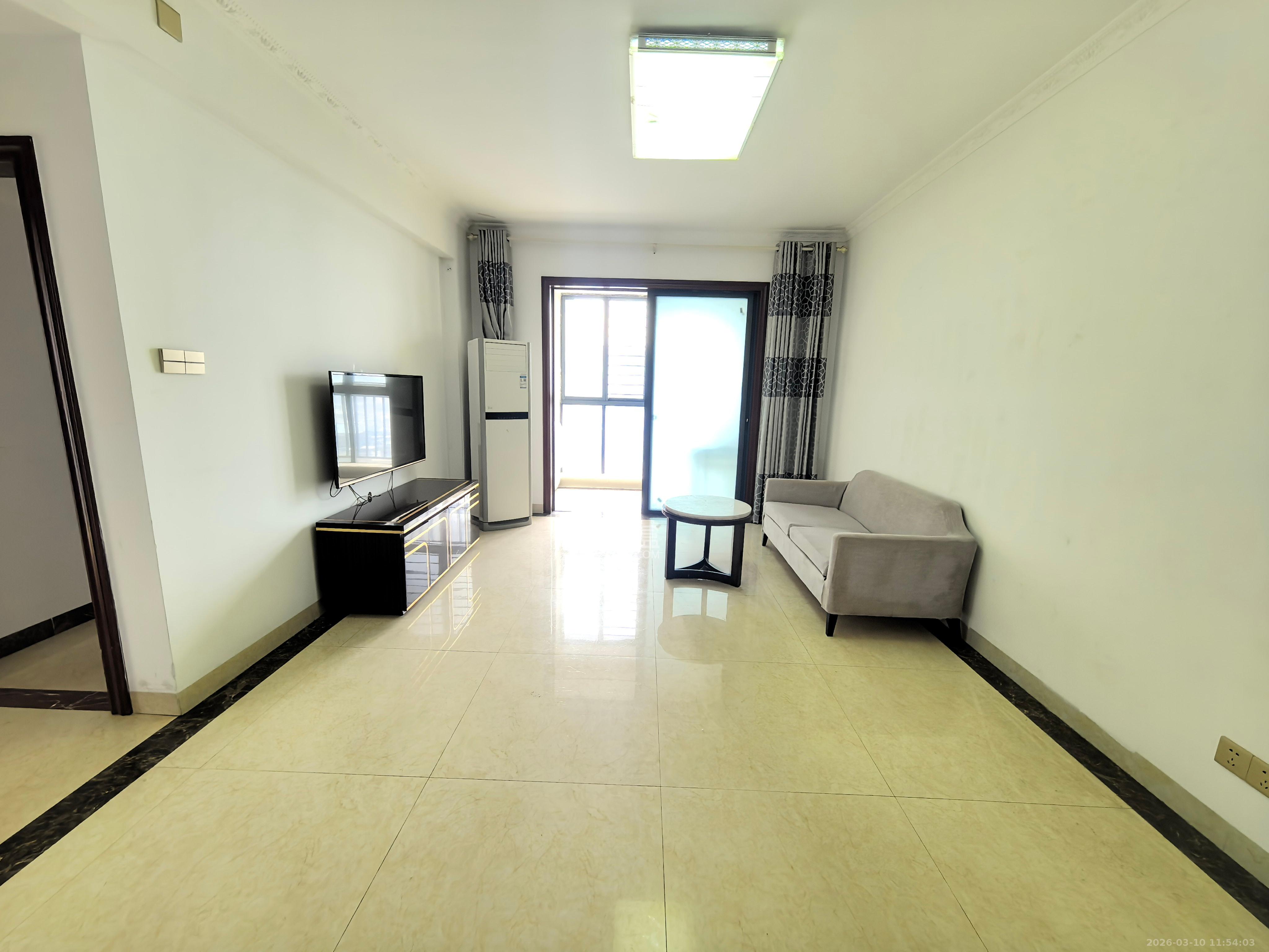 金鸿宇大厦  3室1厅1卫    2400.0元/月