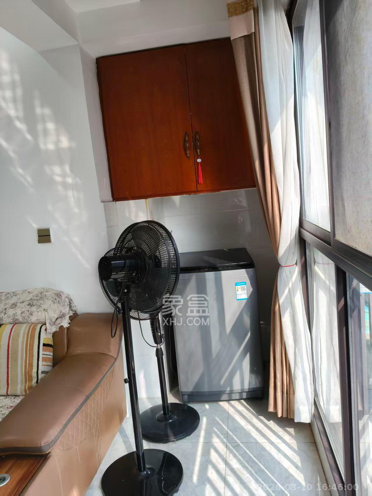 中冶中央公园  3室2厅1卫    2500.0元/月室内图