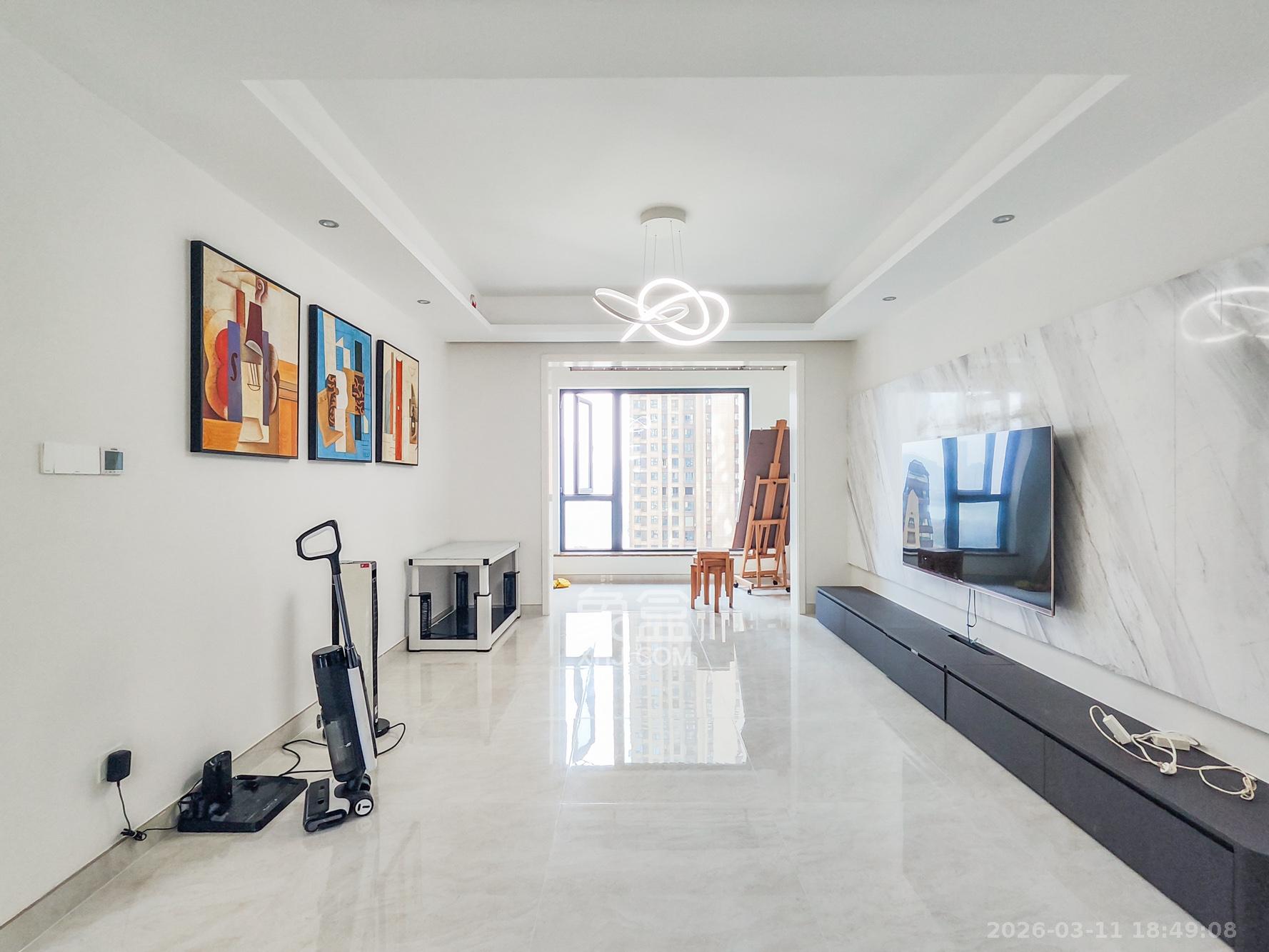 保利西海岸A区  4室2厅2卫    210.0万