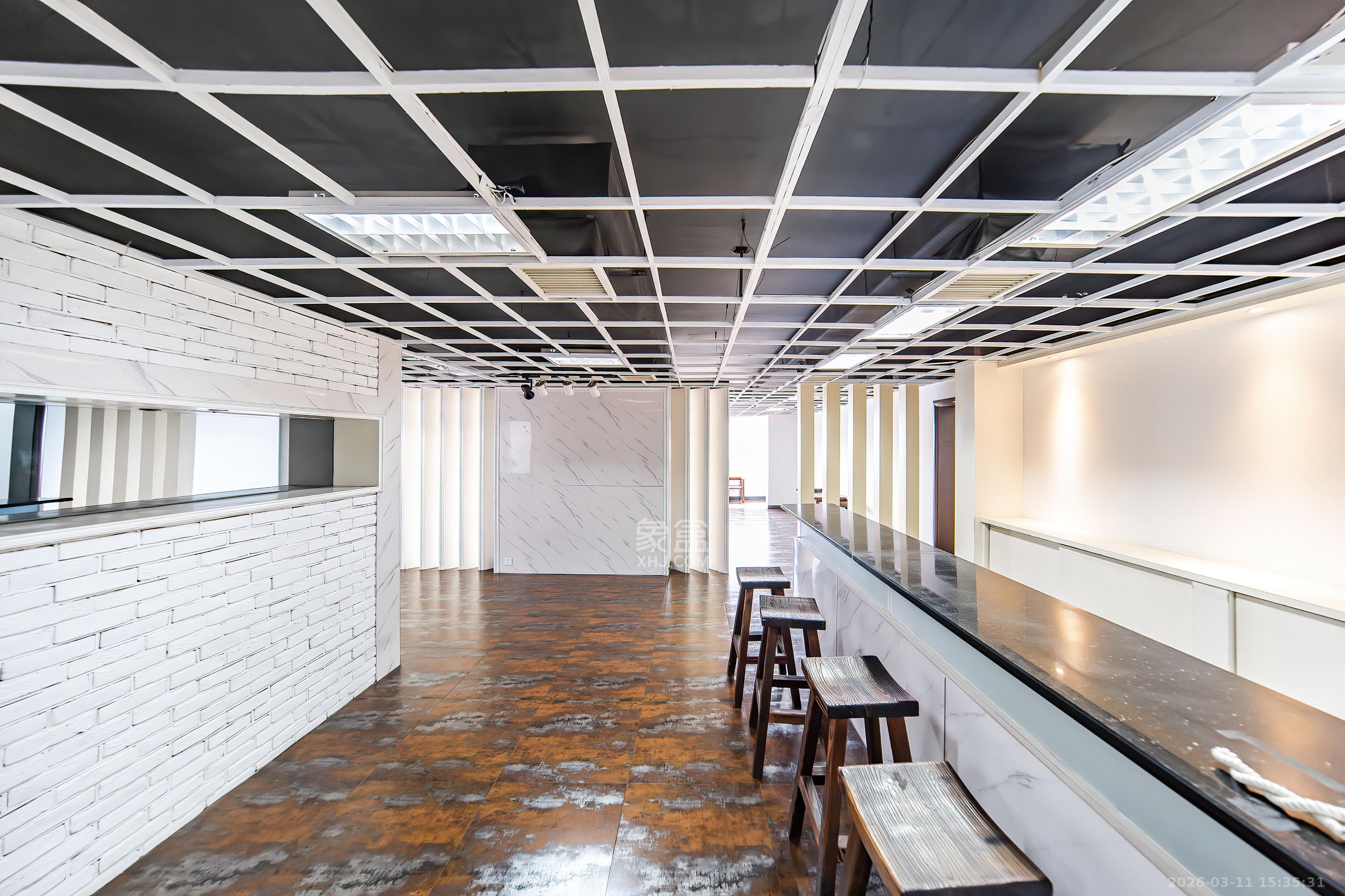 永通商邸  5室2厅3卫    138.0万