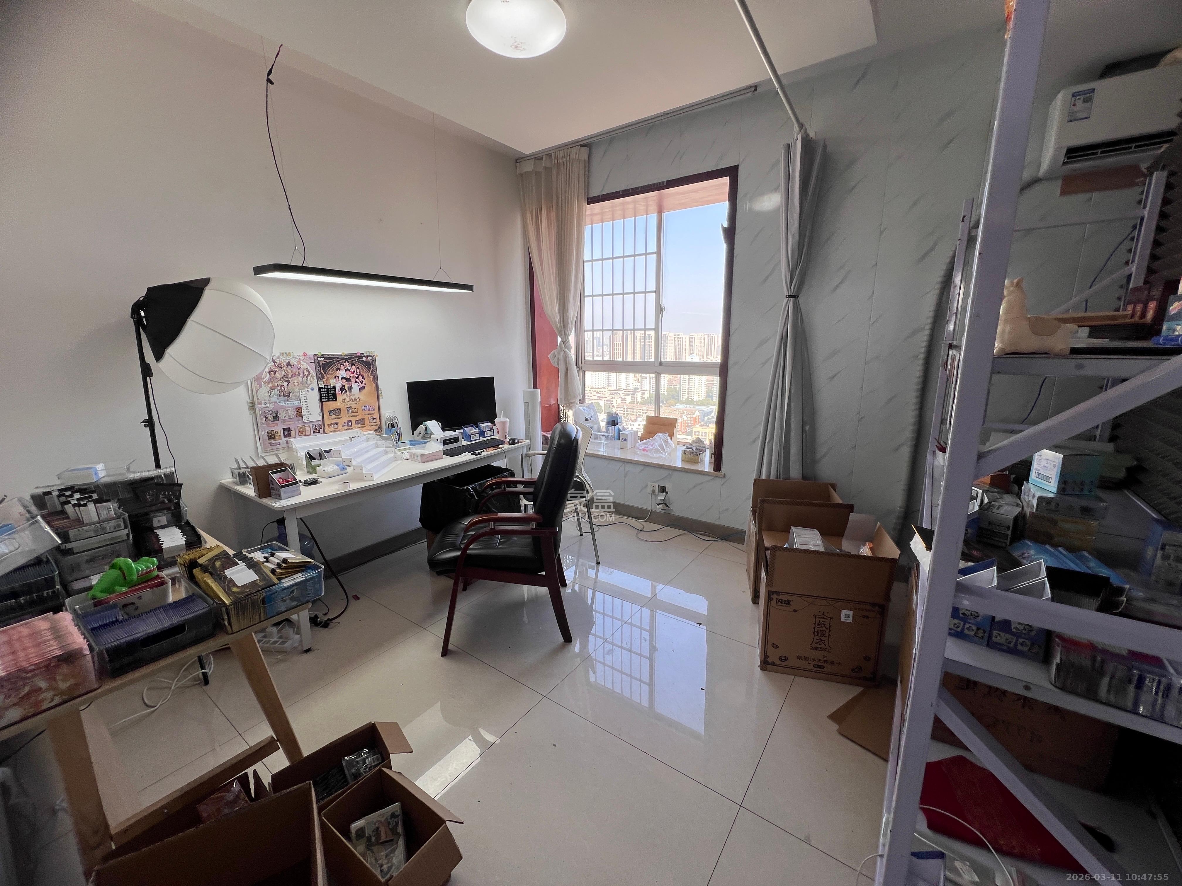 高桥现代商贸城  10室2厅2卫    5500.0元/月