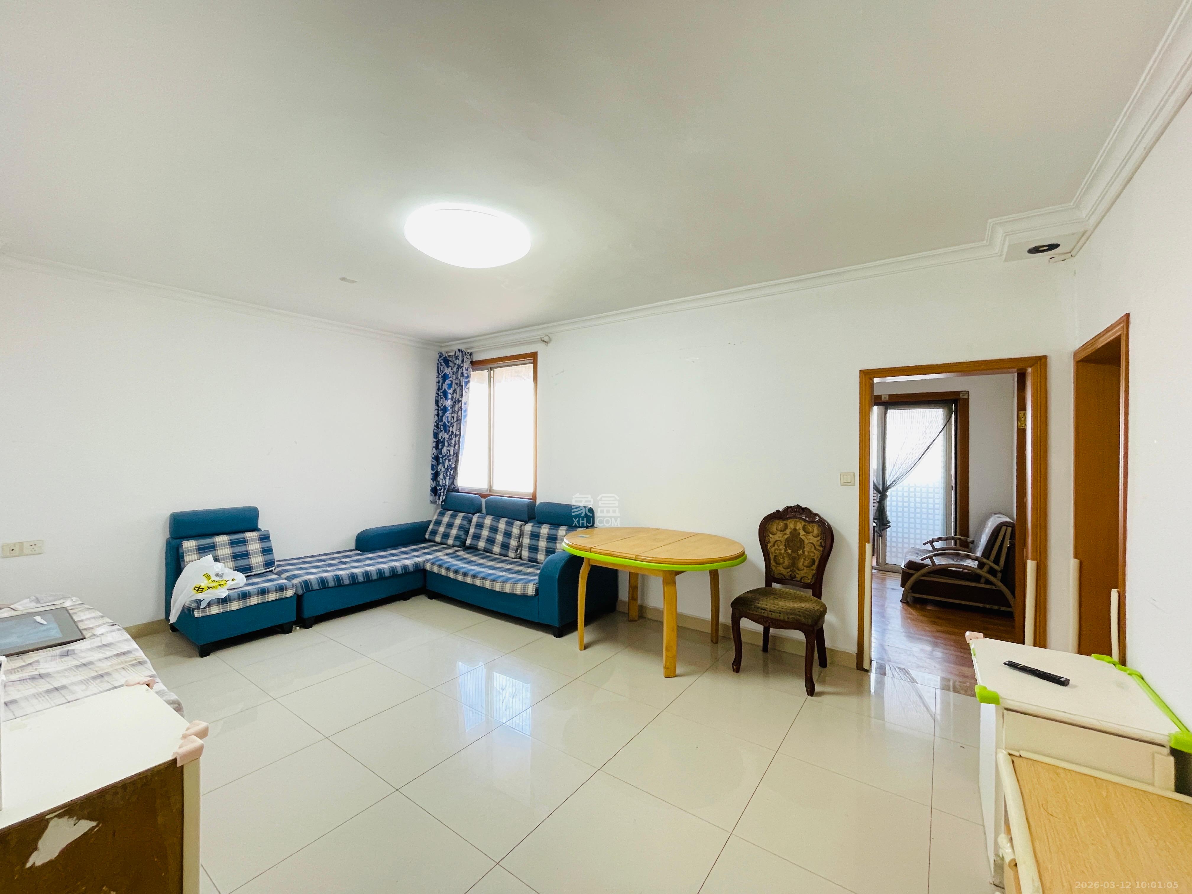 城市花园  2室1厅1卫    2400.0元/月