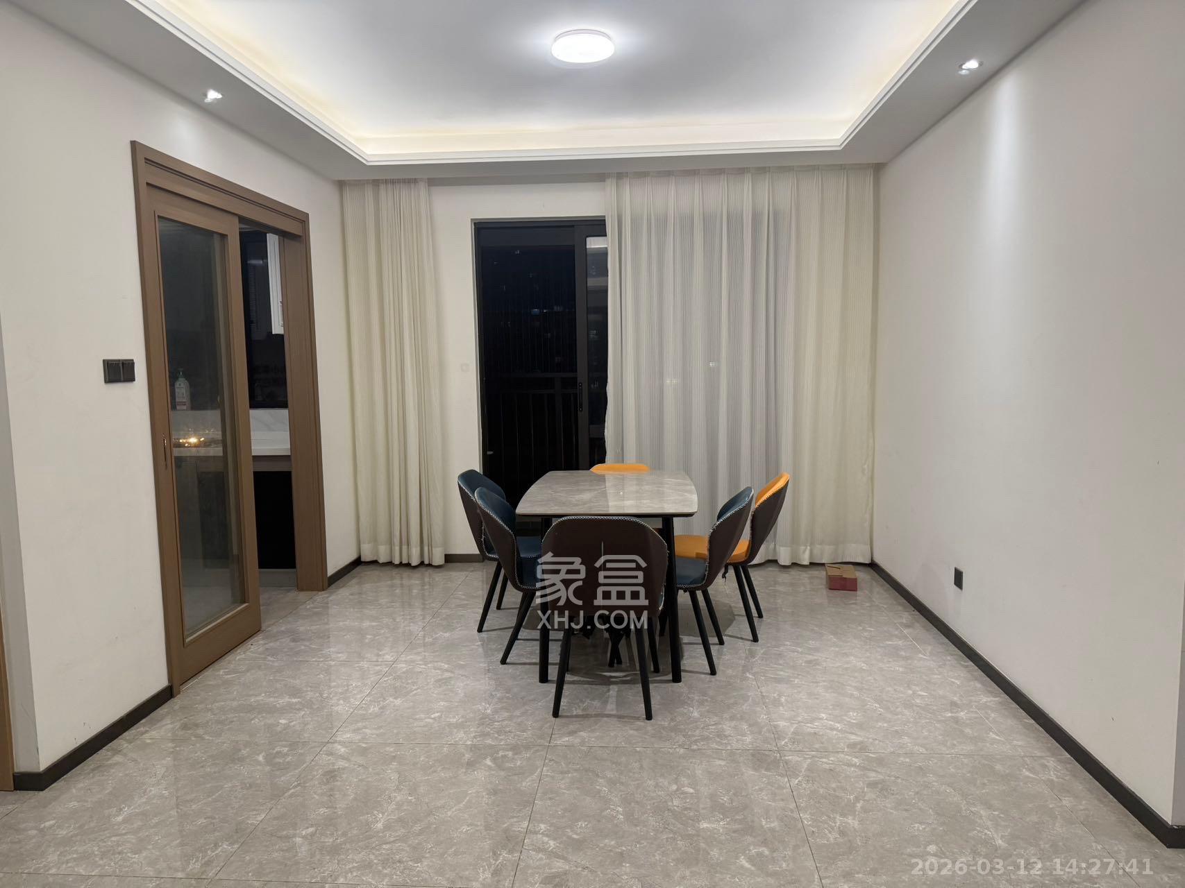 招商华发依云曦城 4室2厅2卫 2800.0元/月 招商华发依云曦城 4室2厅2卫 2800.0元/月室内图