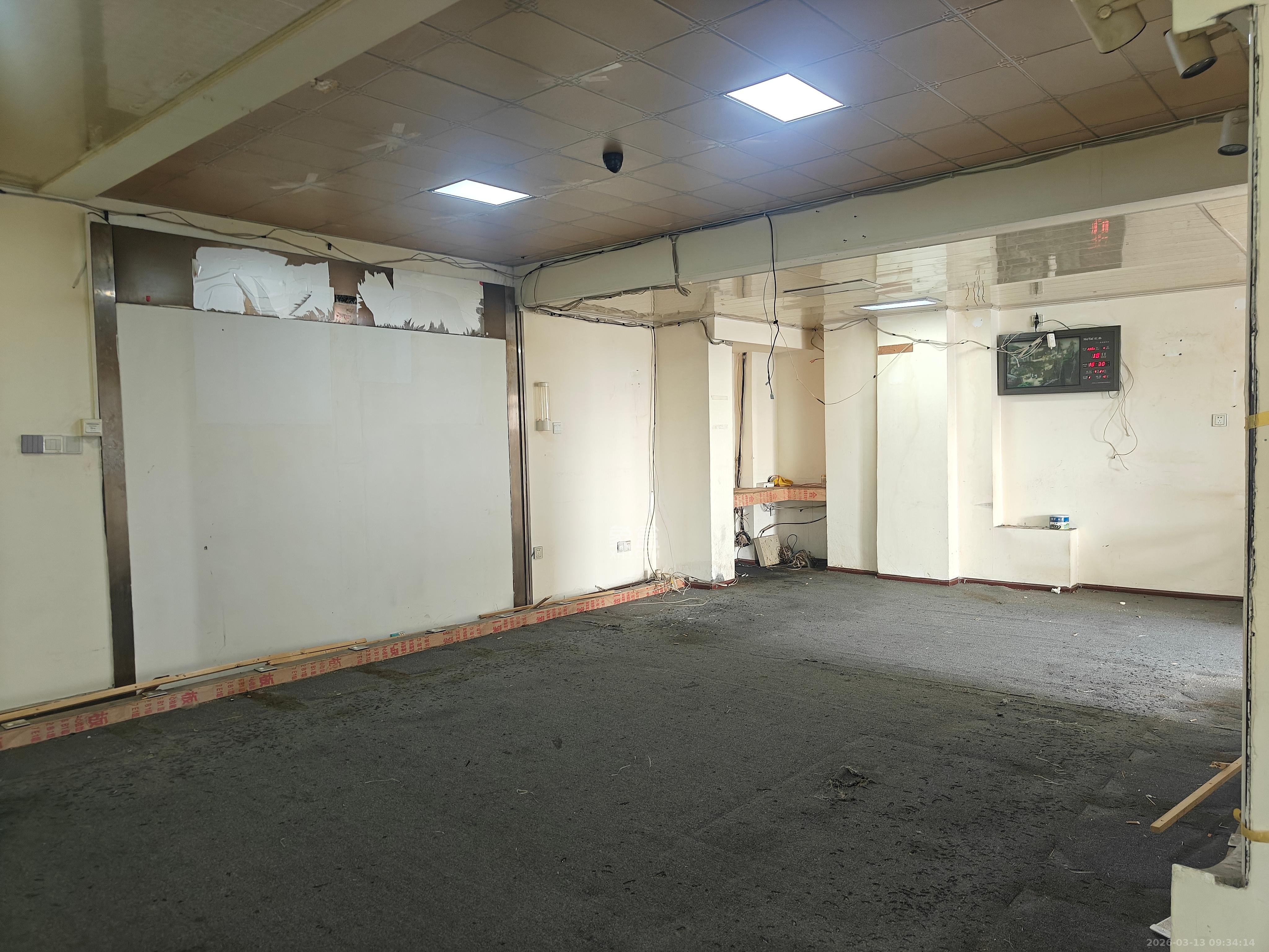 和庄  3室1厅1卫    4500.0元/月