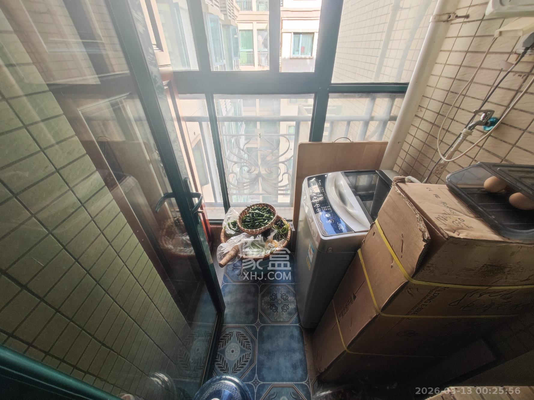 恒大城  2室2厅1卫    66.8万阳台