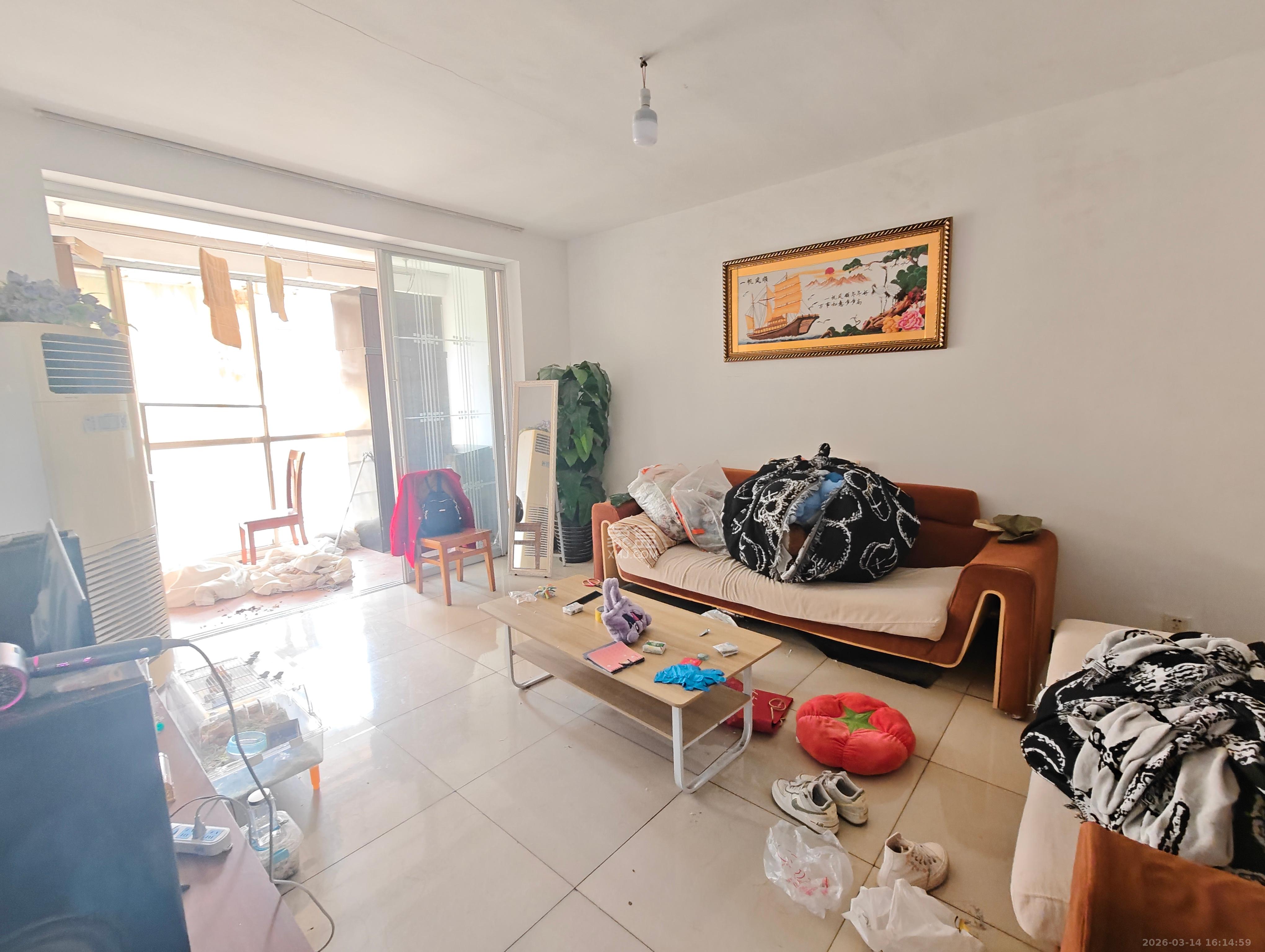 雄海花园  2室1厅1卫    1900.0元/月