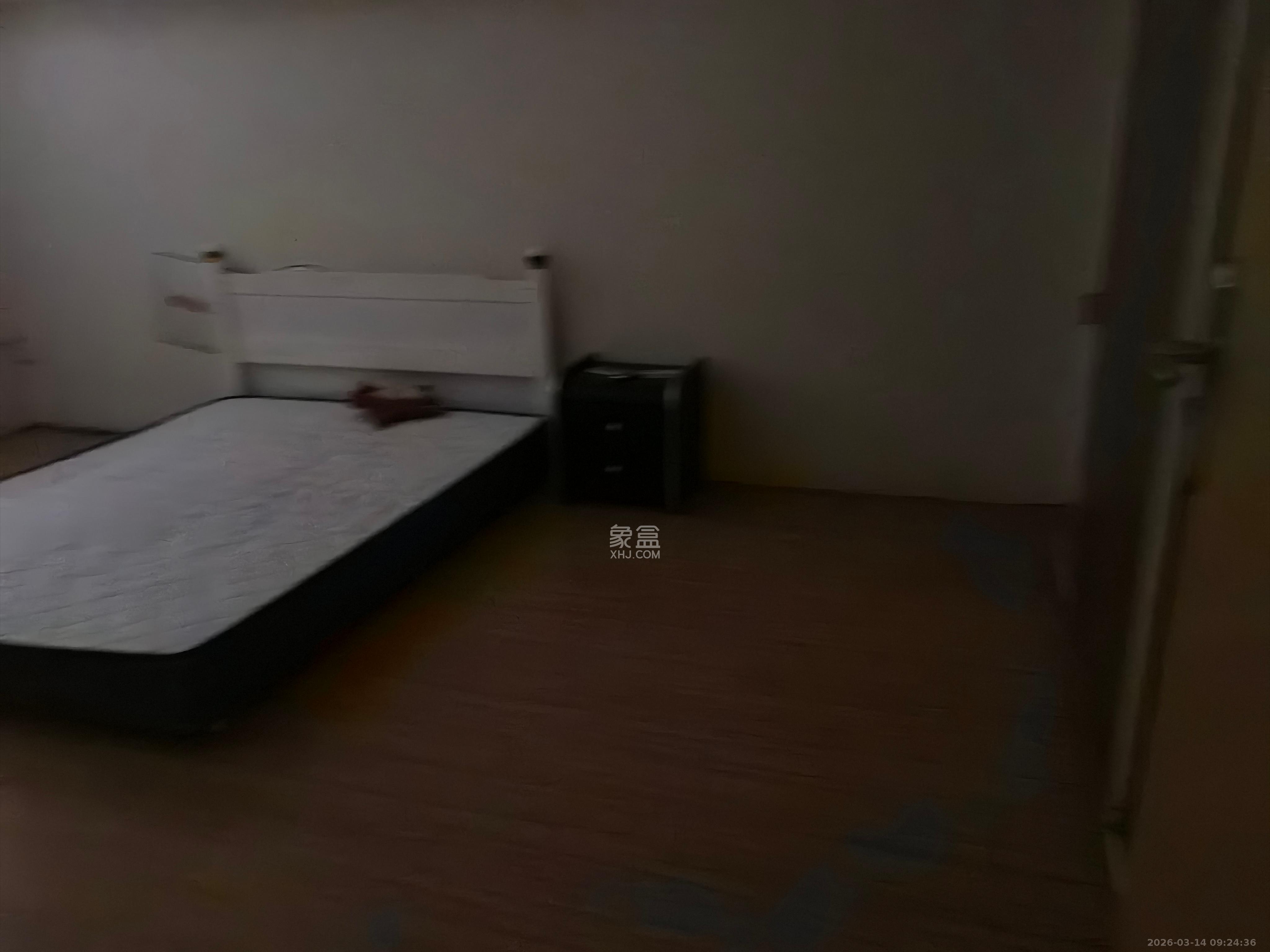 中南汽车世界   22.0㎡      1000.0元/月室内图