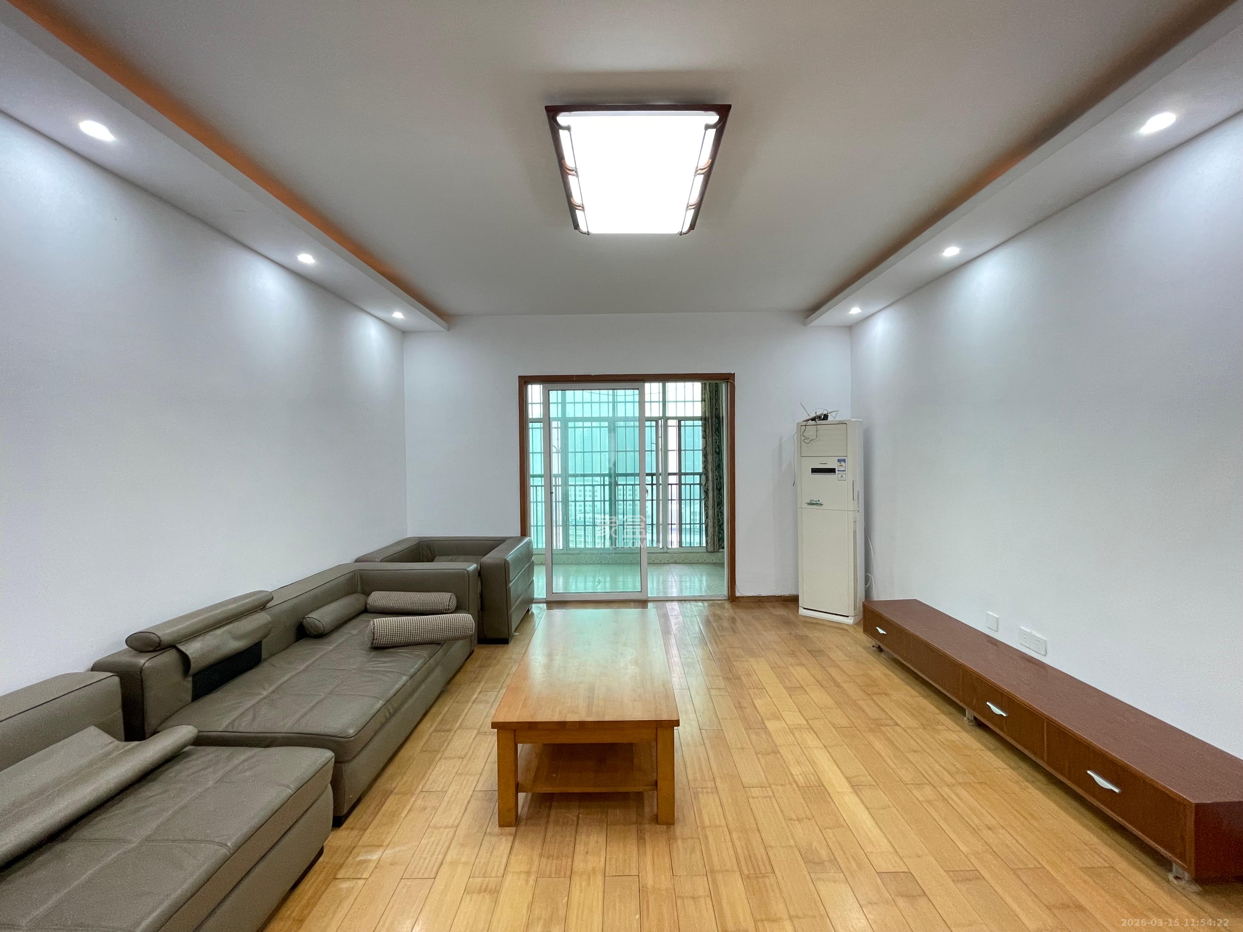 楚江华庭（楚轩公馆）  3室2厅2卫    2200.0元/月