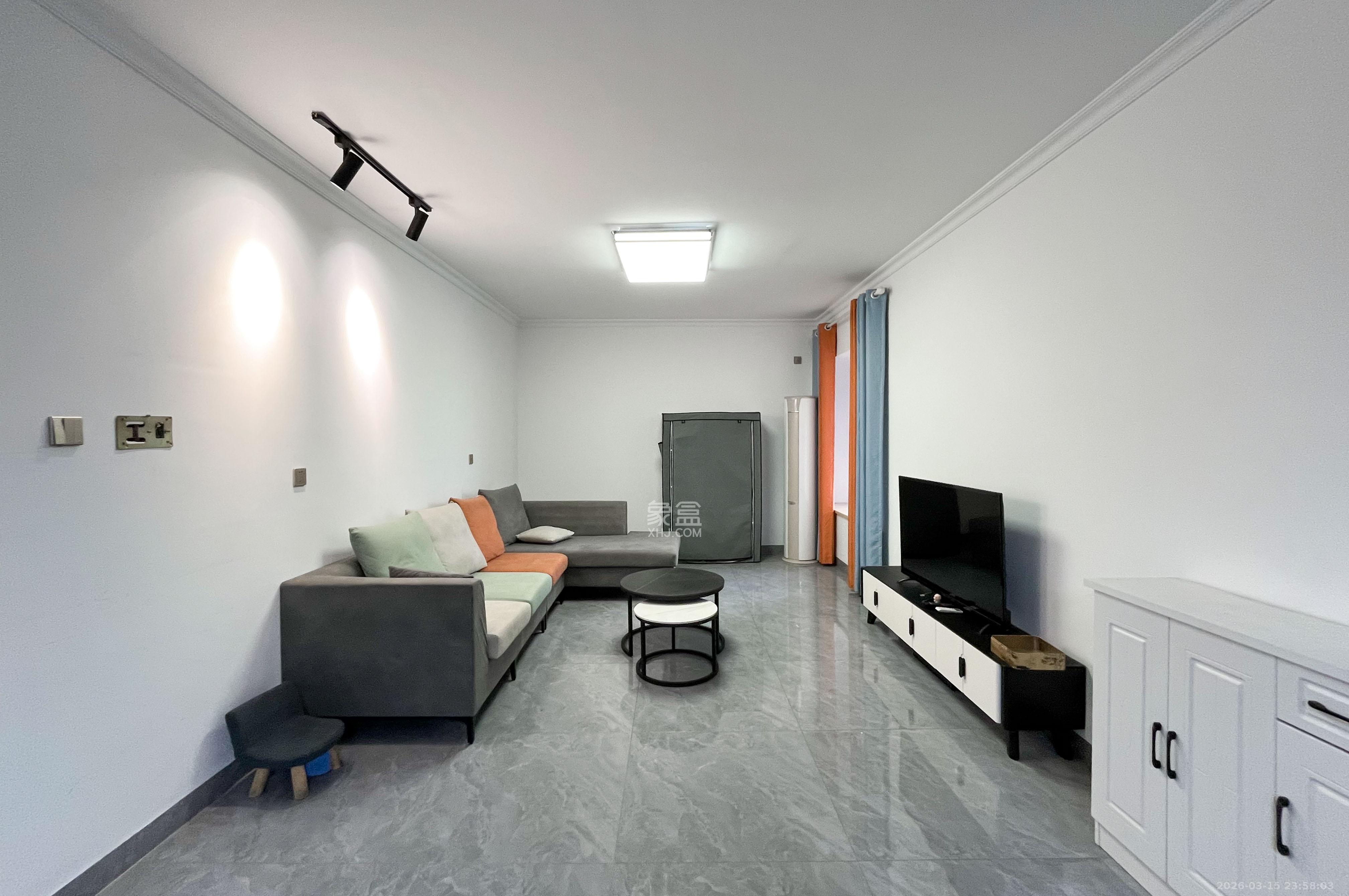 中海梅溪湖壹号  3室2厅1卫    129.8万