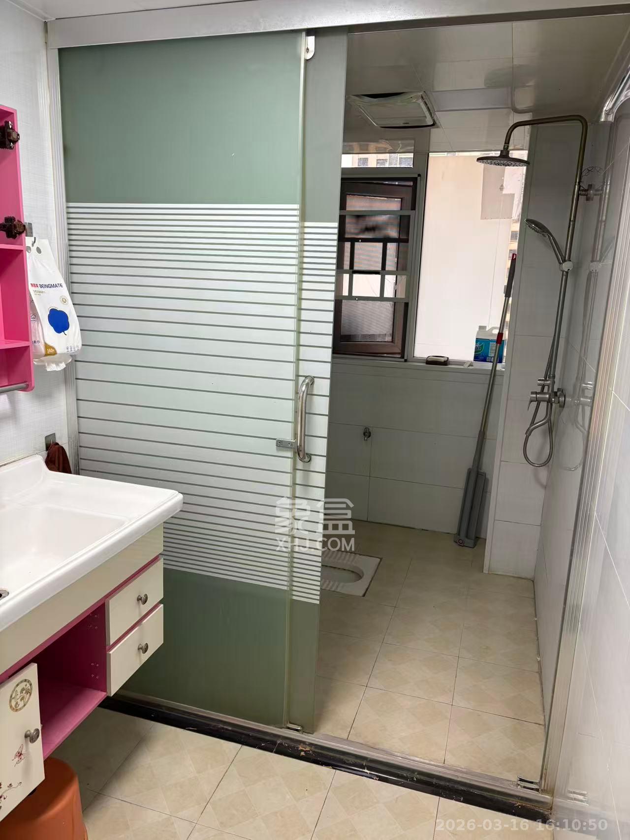 洋湖春园  4室2厅2卫    3200.0元/月