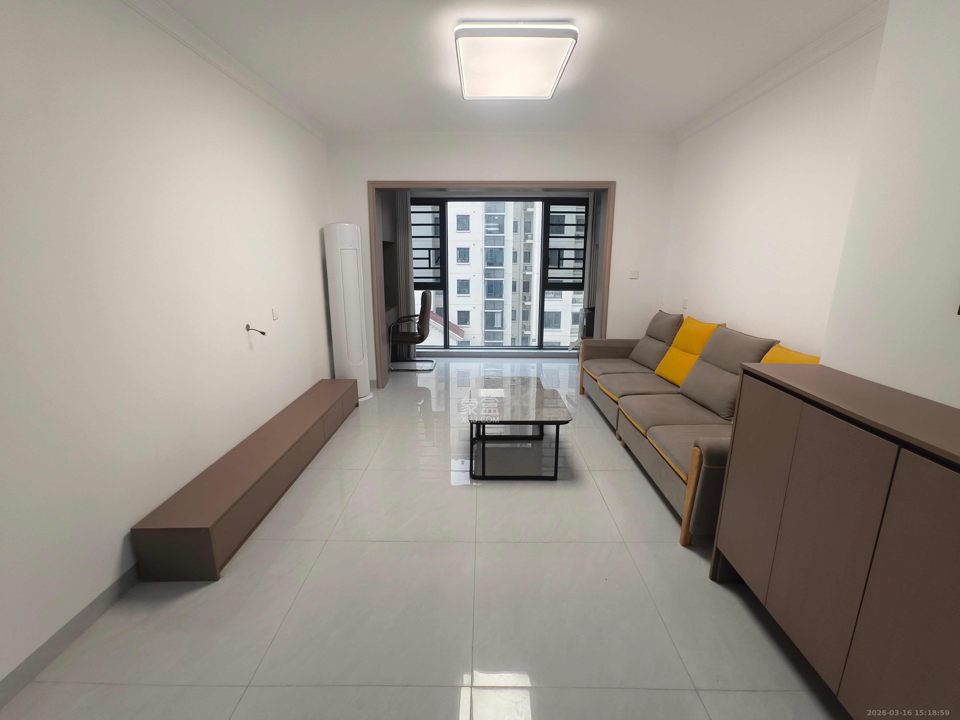 湘荷美苑  2室2厅1卫    1600.0元/月