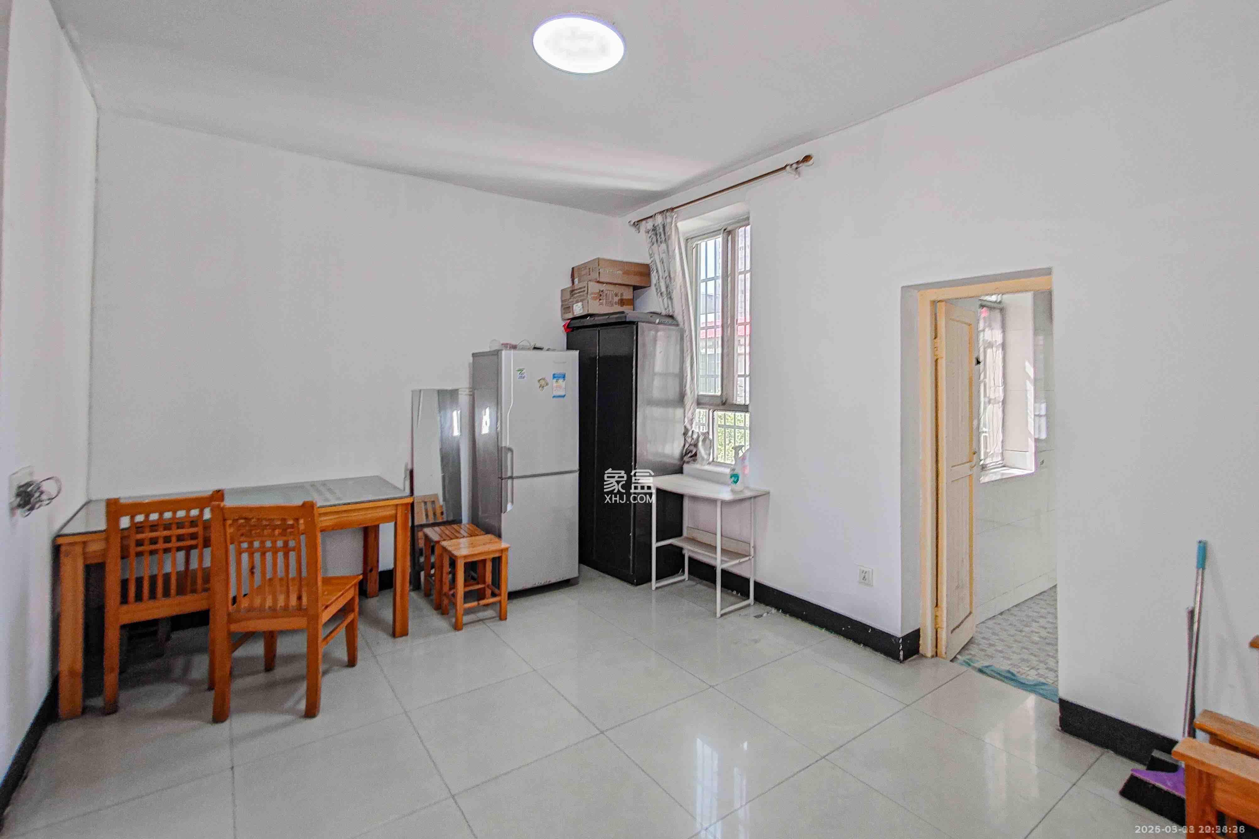 广电南院宿舍  2室2厅1卫    1800.0元/月