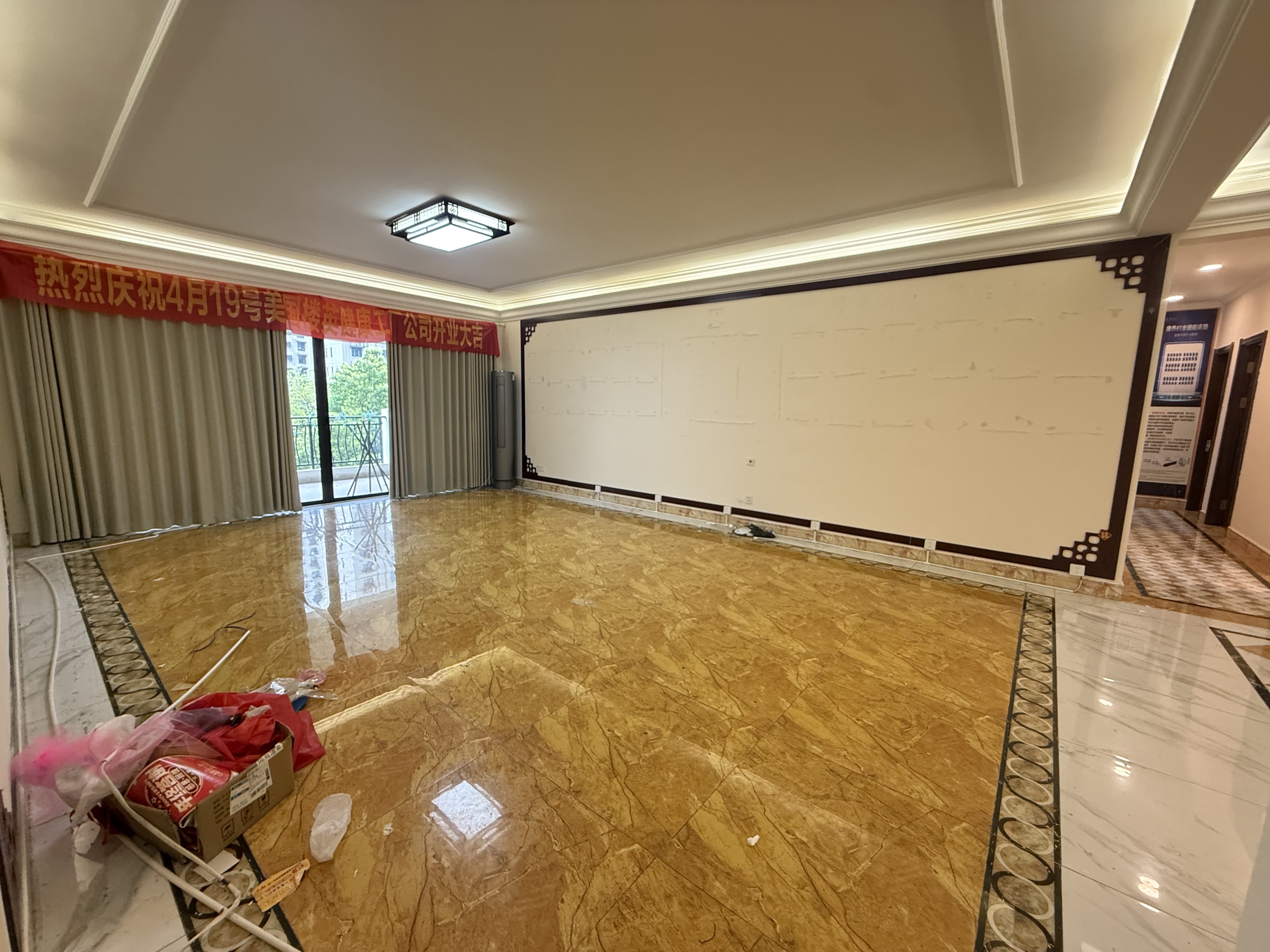 碧桂园  5室2厅3卫   128.00万