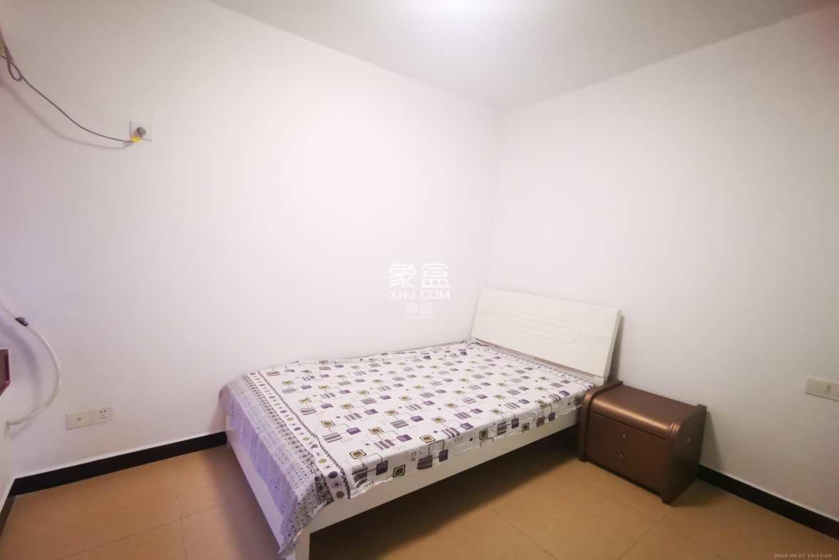 保利麓谷林语D区 1室2厅1卫 2000.0元/月 保利麓谷林语D区 1室2厅1卫 2000.0元/月室内图