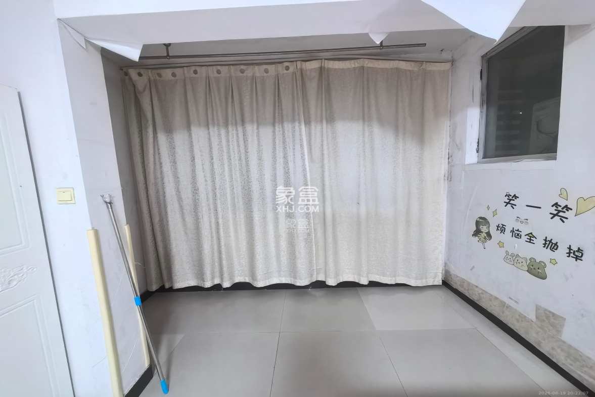 上河国际F座 1室1厅1卫 1300.0元/月 上河国际F座 1室1厅1卫 1300.0元/月室内图
