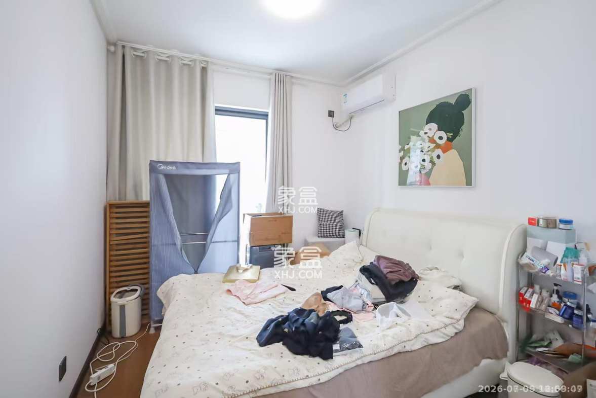 卓越中寰 3室2厅2卫 4500.0元/月 卓越中寰 3室2厅2卫 4500.0元/月室内图