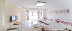 三一街区  2室2厅1卫    1600.0元/月