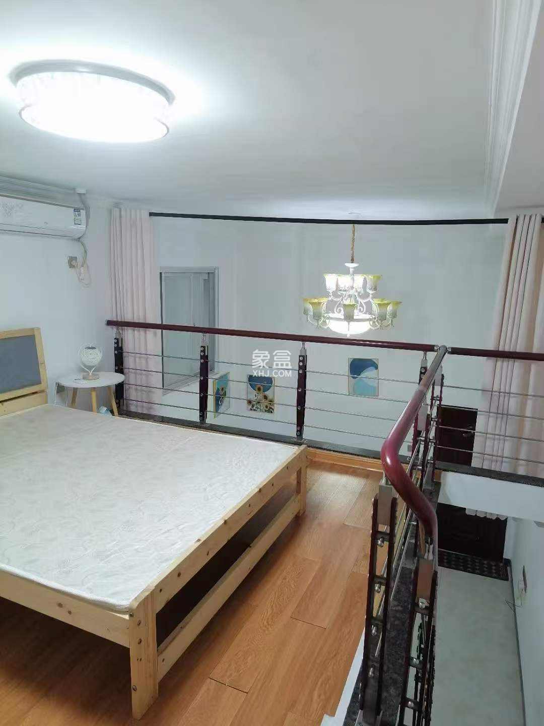 华山大厦(华山国际) 1室1厅1卫 35.0万 华山大厦(华山国际) 1室1厅1卫 35.0万客厅