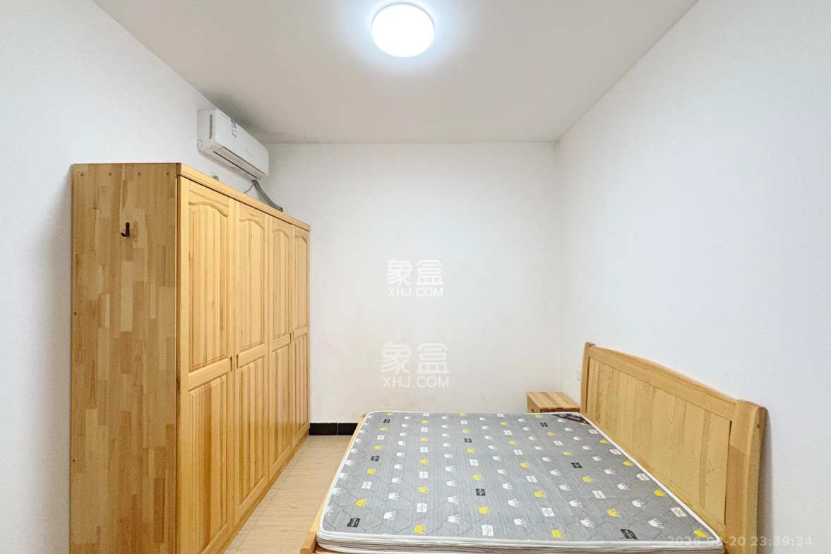 韭菜园嘉苑 3室1厅1卫 128.8万 韭菜园嘉苑 3室1厅1卫 128.8万卧室
