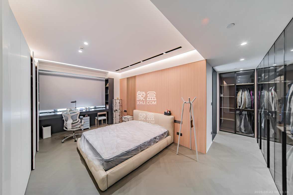 万科瑧湾汇 4室2厅3卫 580.0万 万科瑧湾汇 4室2厅3卫 580.0万卧室
