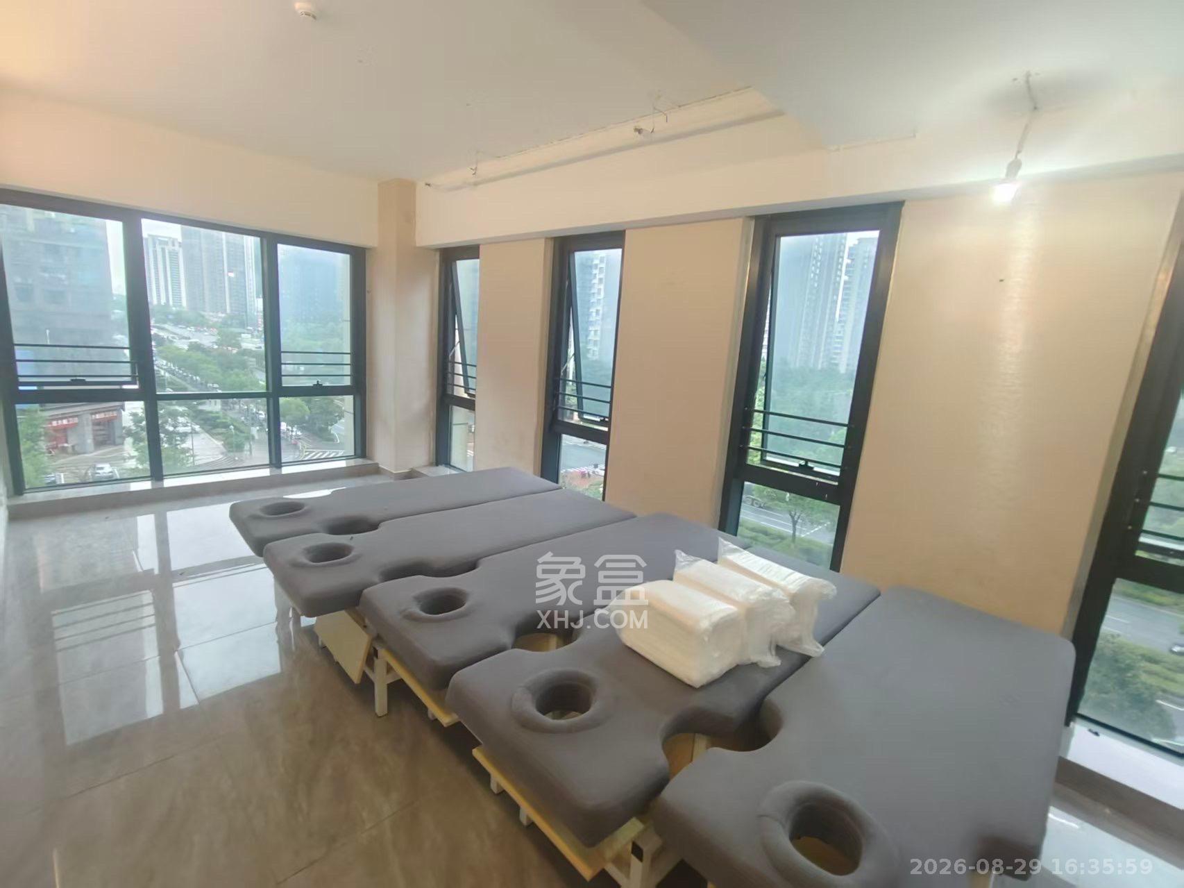 中建悦和城  1室1厅1卫    4800.0元/月