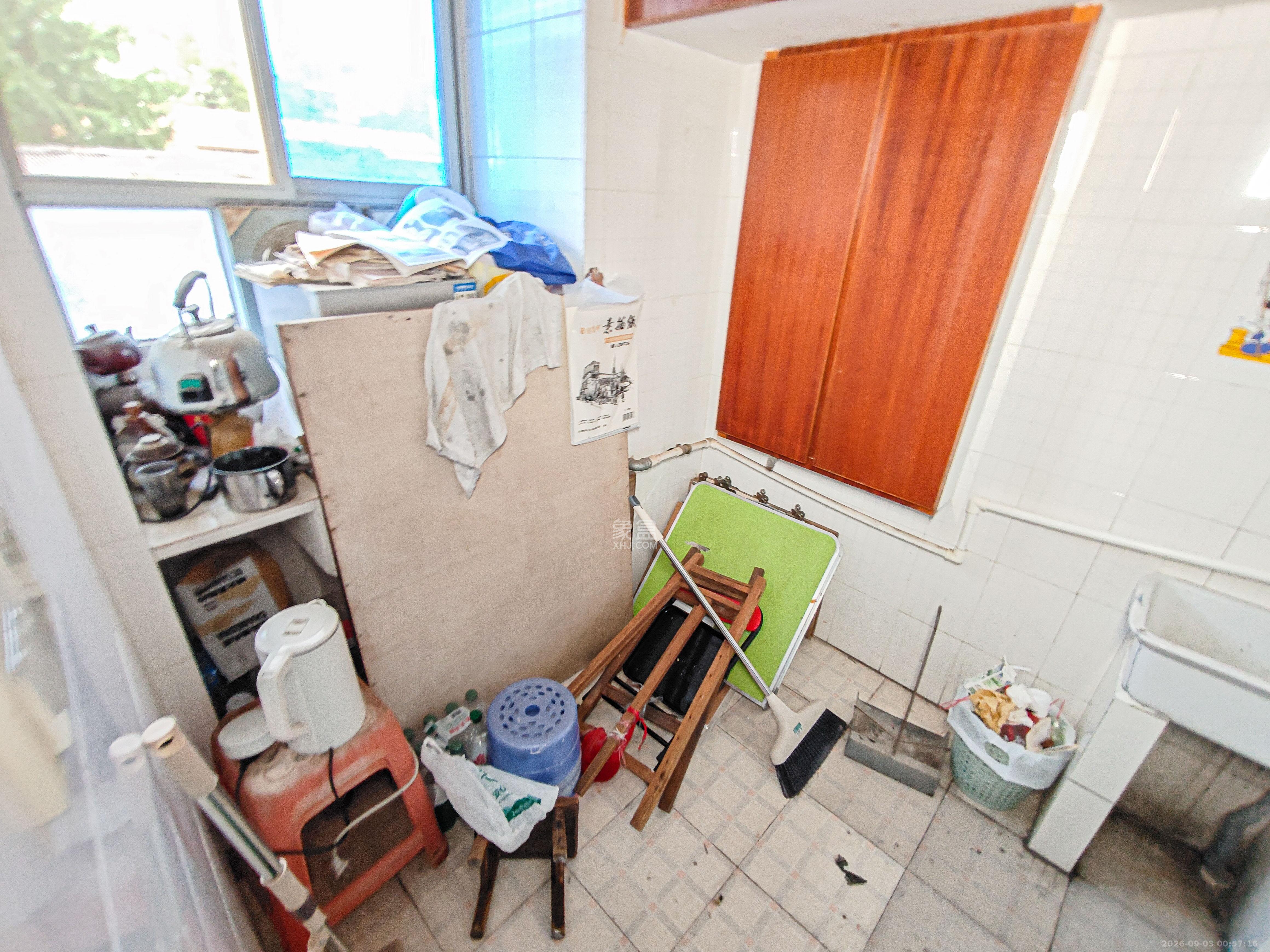 桂花社区/桂花二村  2室2厅1卫    35.0万厨房