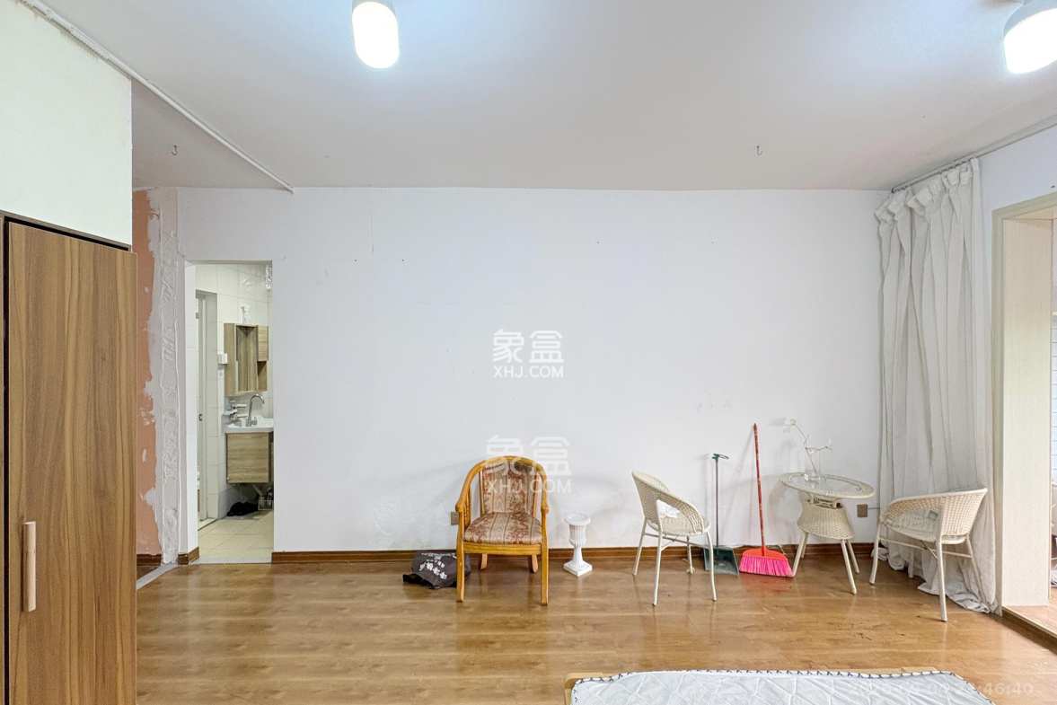 添景阁 1室1厅1卫 40.0万 添景阁 1室1厅1卫 40.0万客厅