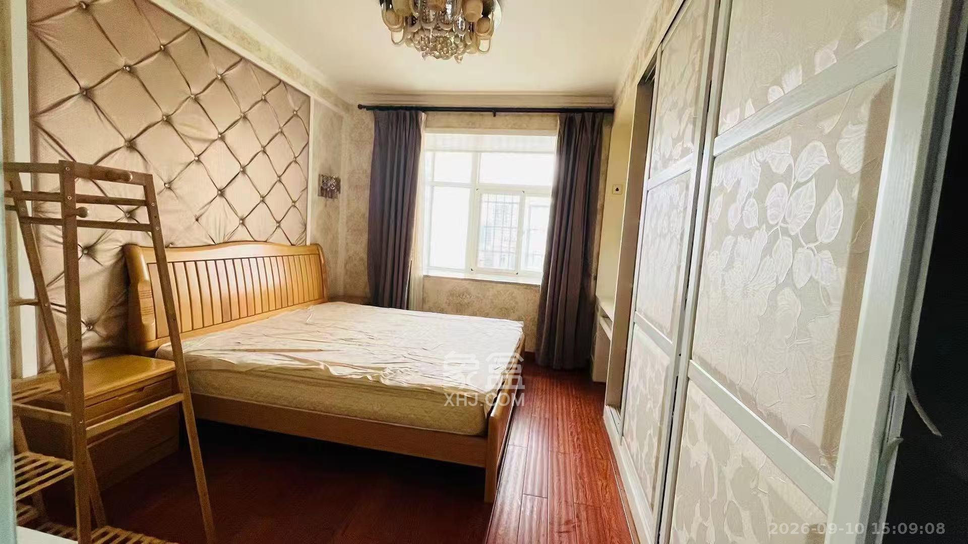 洋湖景园 3室2厅2卫 2800.0元/月 洋湖景园 3室2厅2卫 2800.0元/月室内图