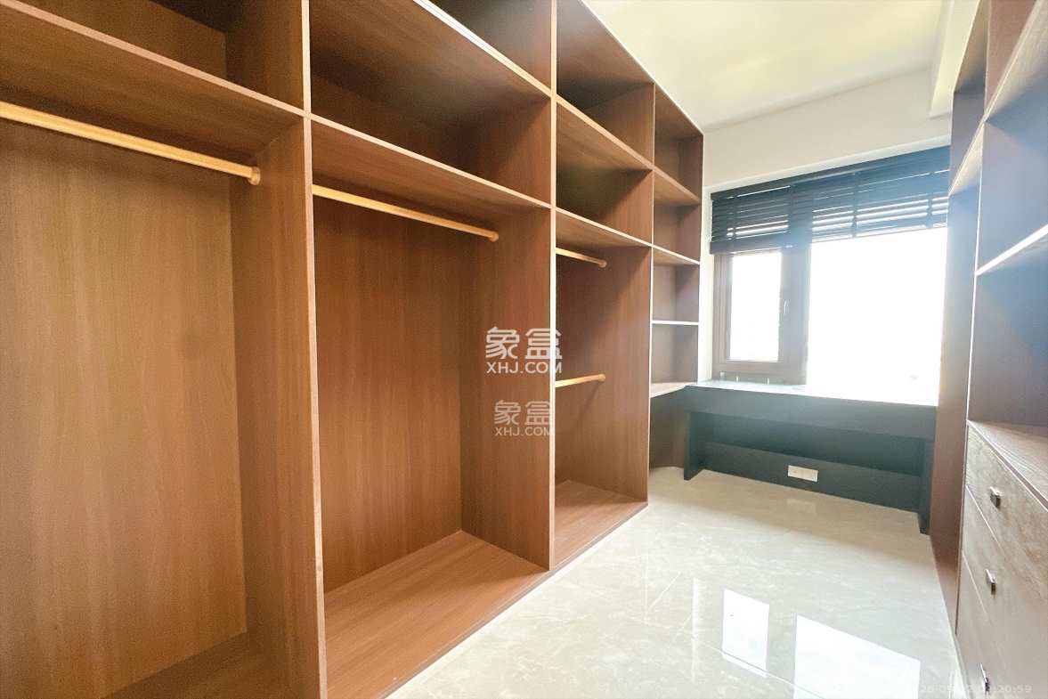 富兴时代御城 4室2厅2卫 9000.0元/月 富兴时代御城 4室2厅2卫 9000.0元/月室内图