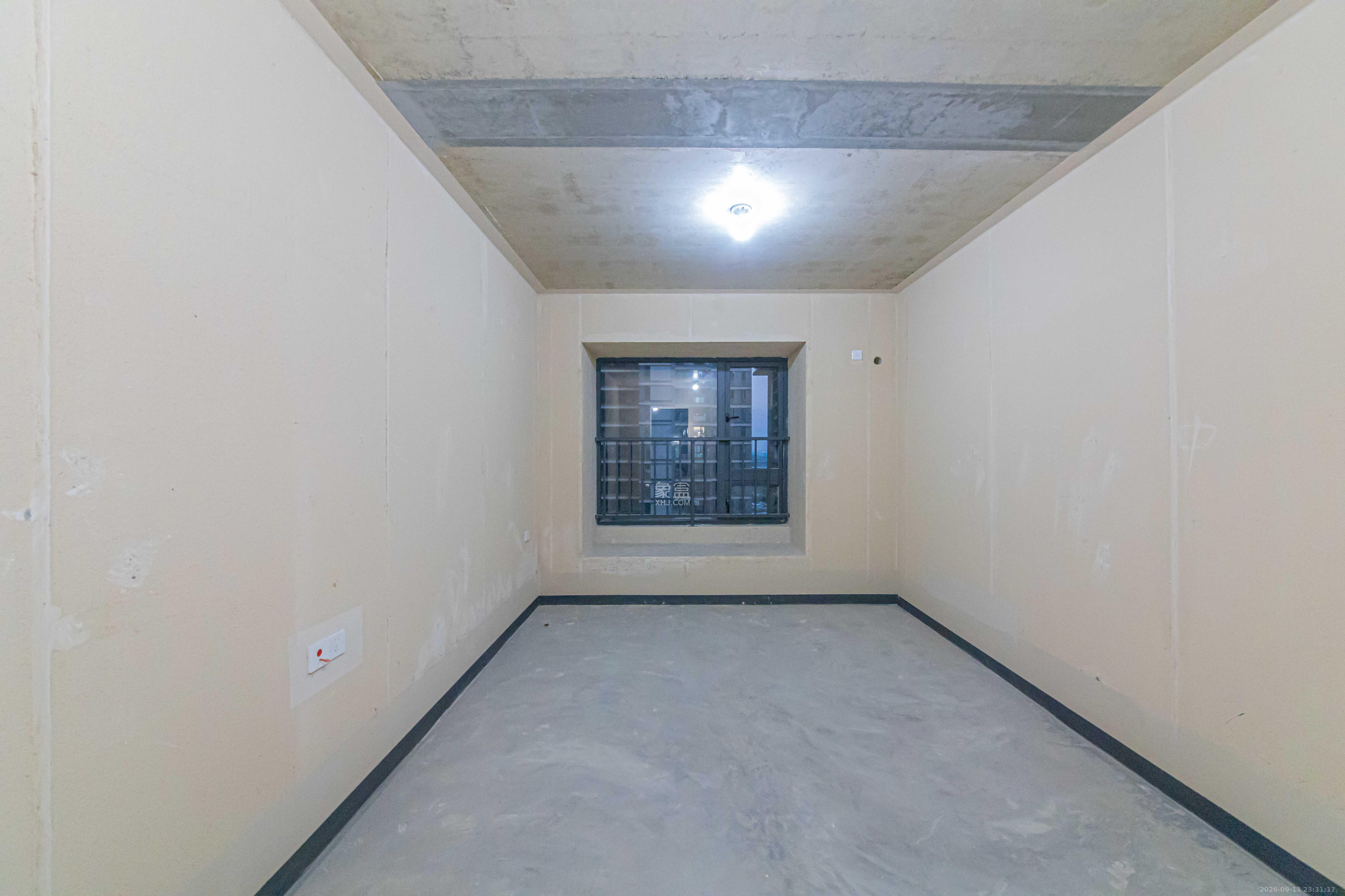 中国铁建花语江南  3室2厅2卫    125.0万卧室